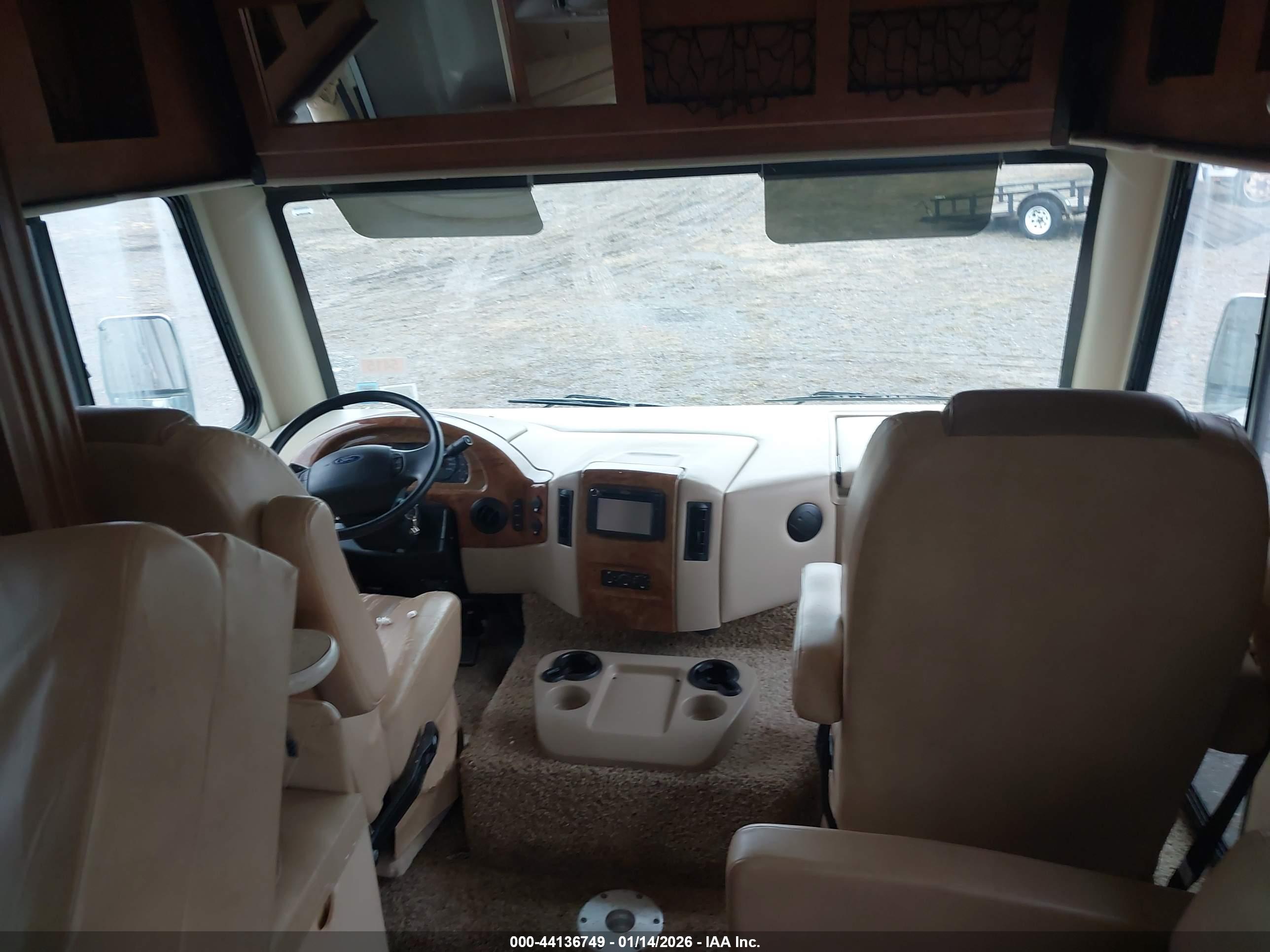 FORD F53 image 5