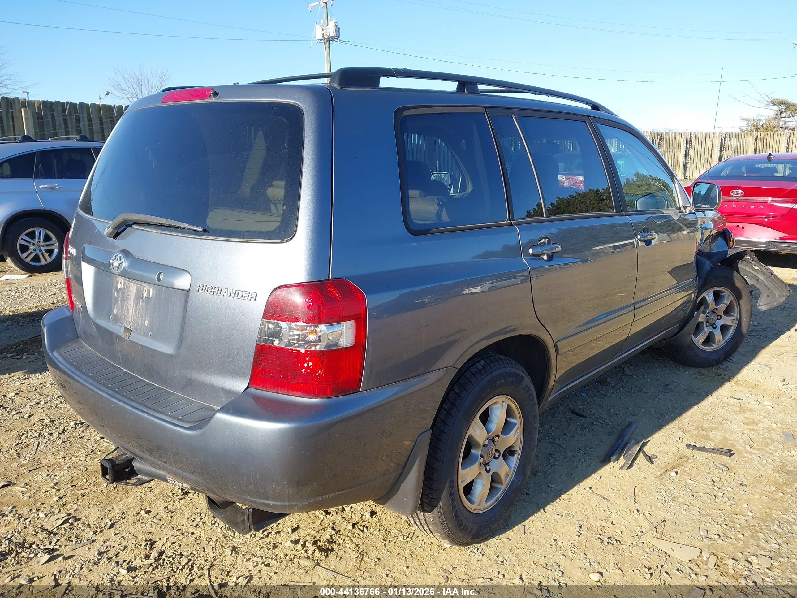 TOYOTA HIGHLANDER image 4