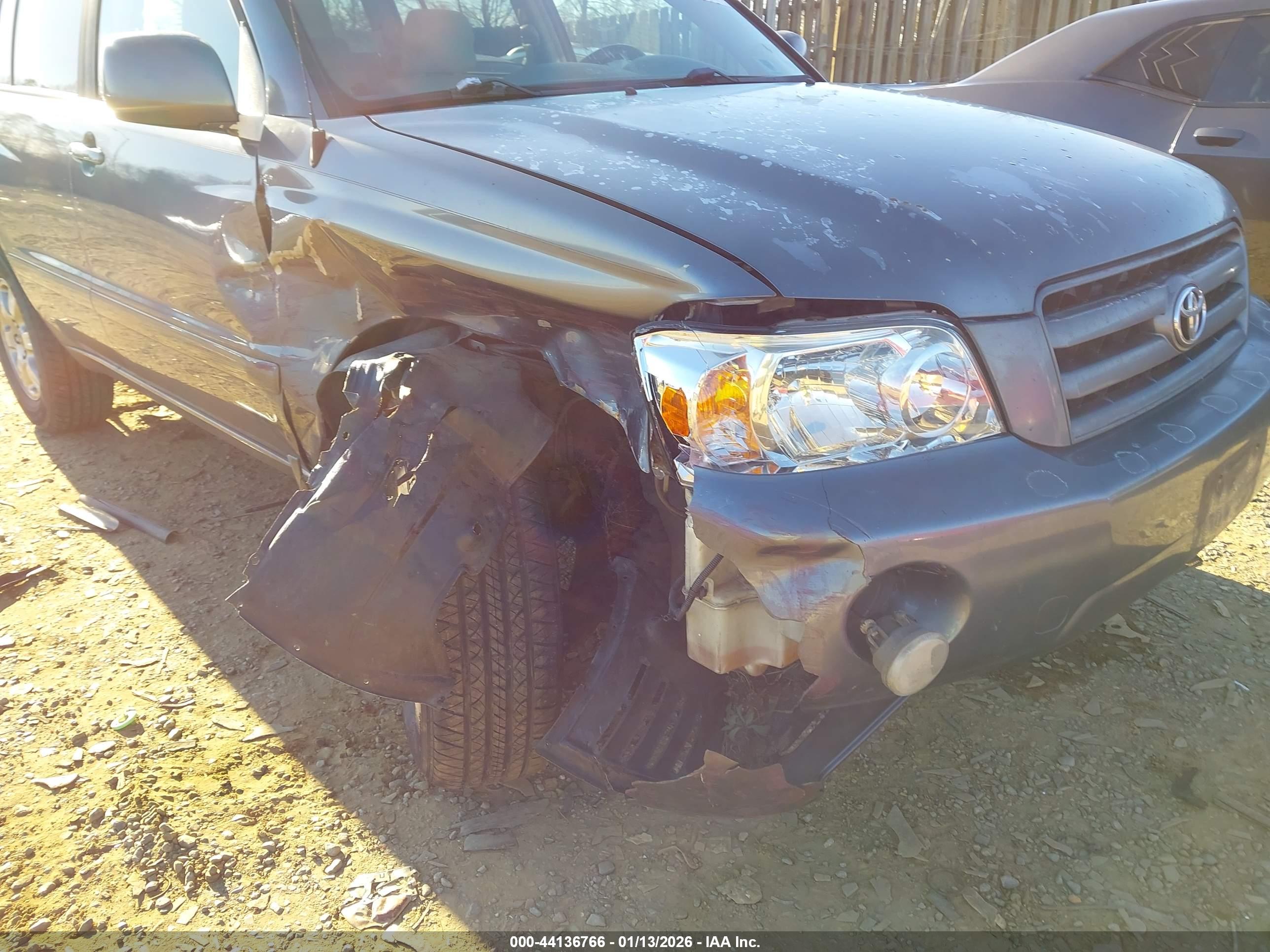 TOYOTA HIGHLANDER image 6