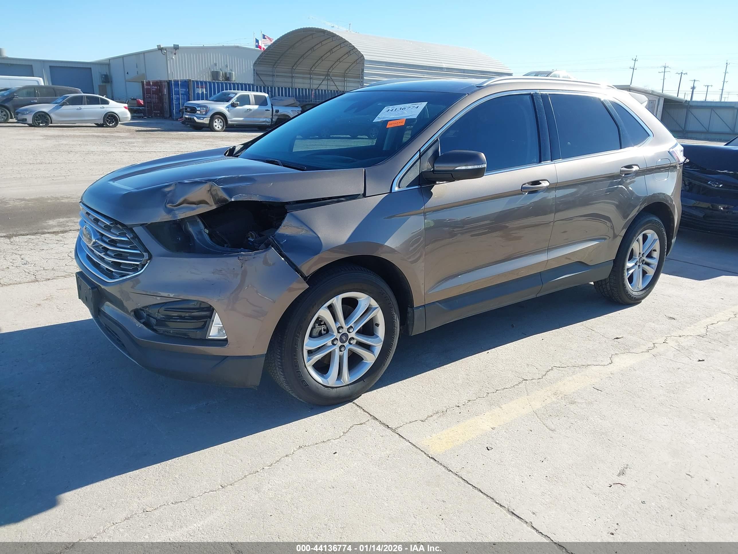 FORD EDGE image 2