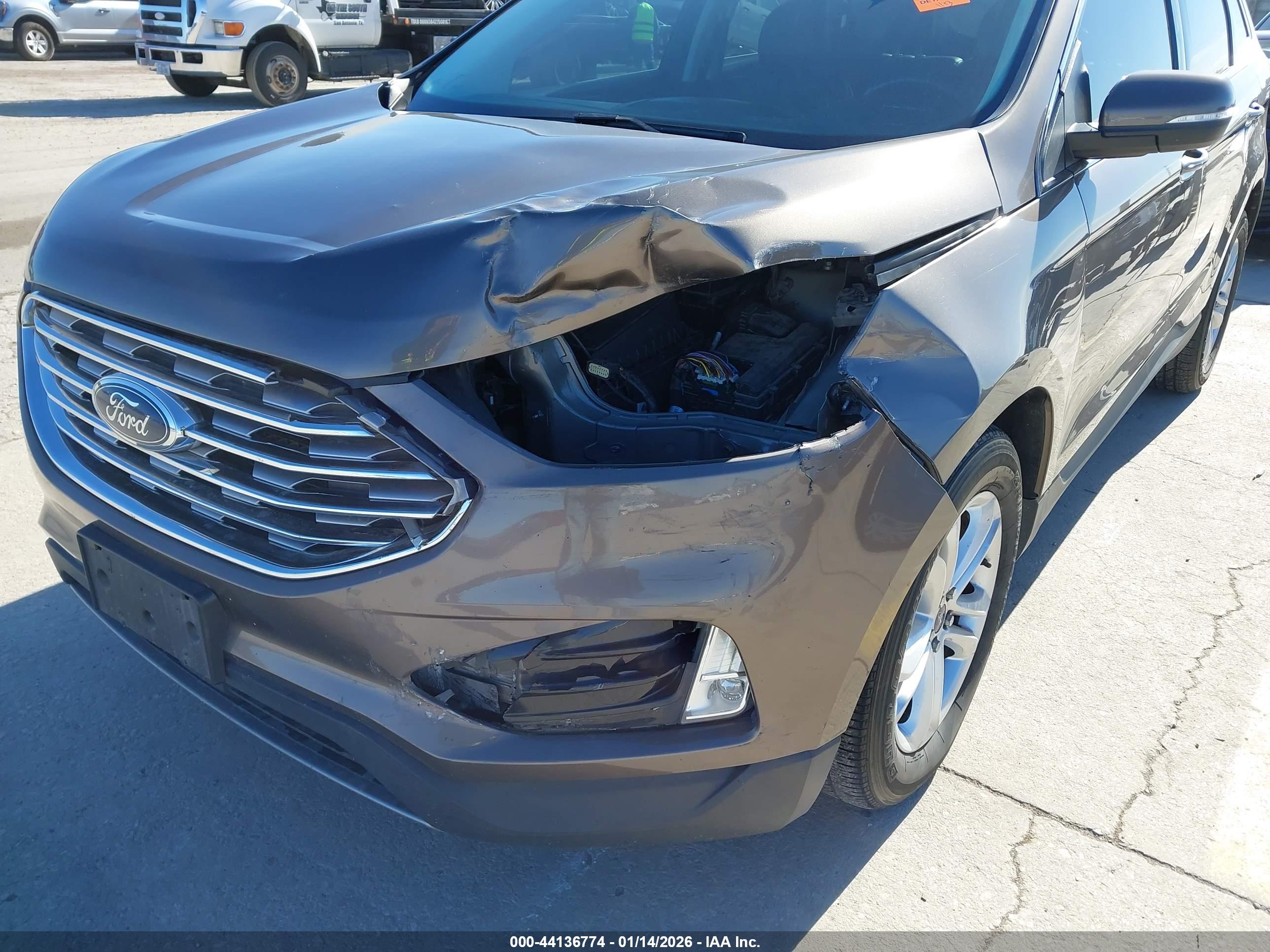 FORD EDGE image 6