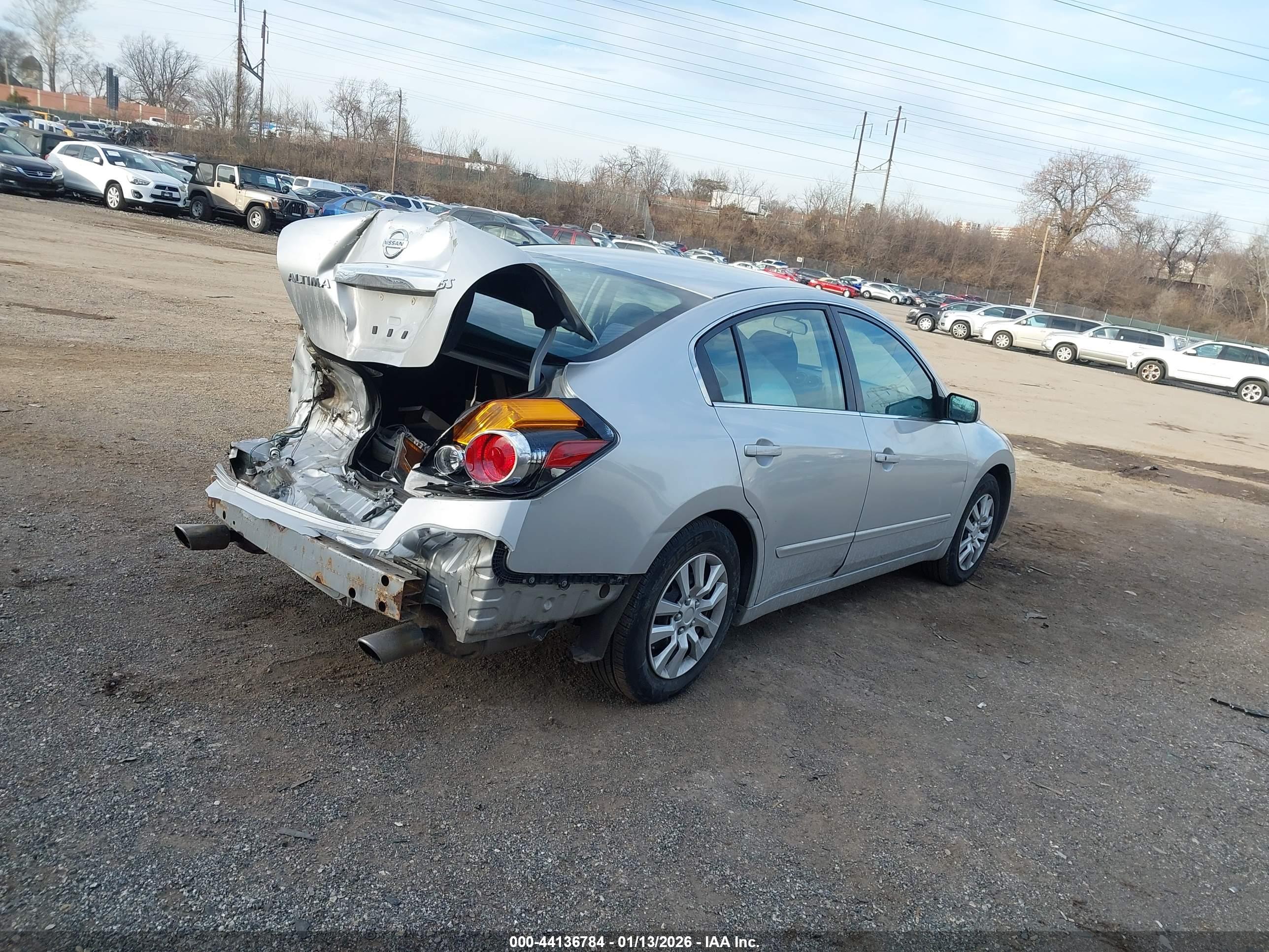 NISSAN ALTIMA image 4