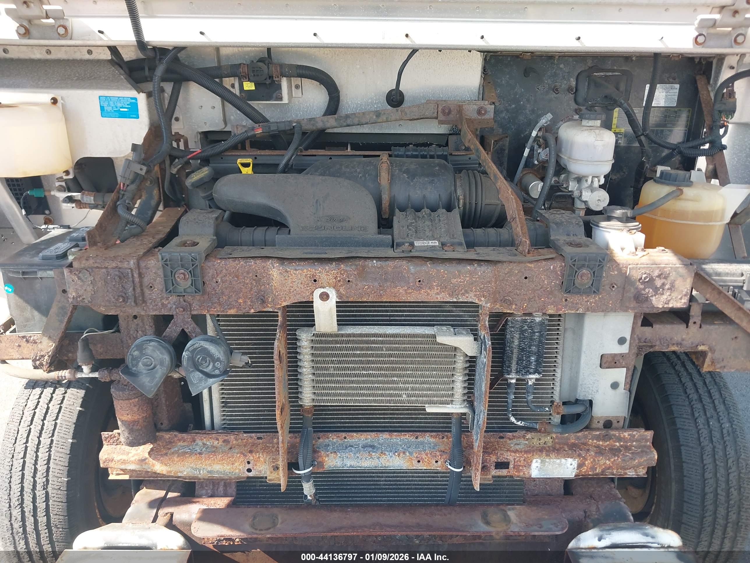 FORD E-350 image 10
