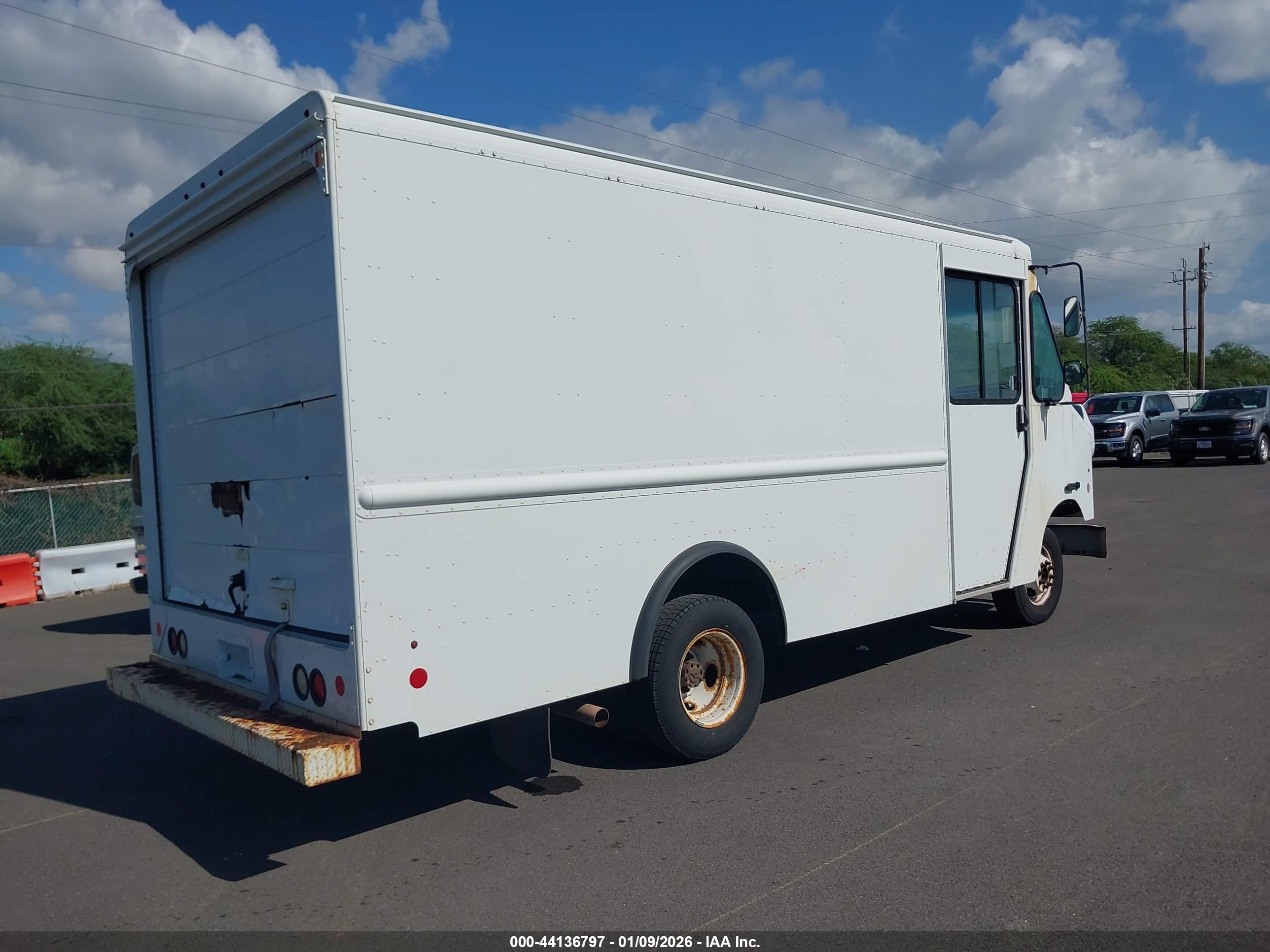 FORD E-350 image 4