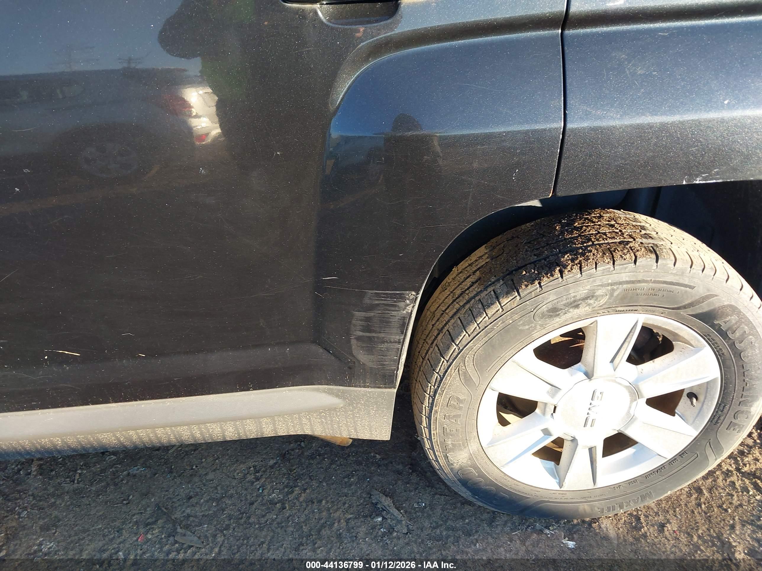 GMC TERRAIN image 6