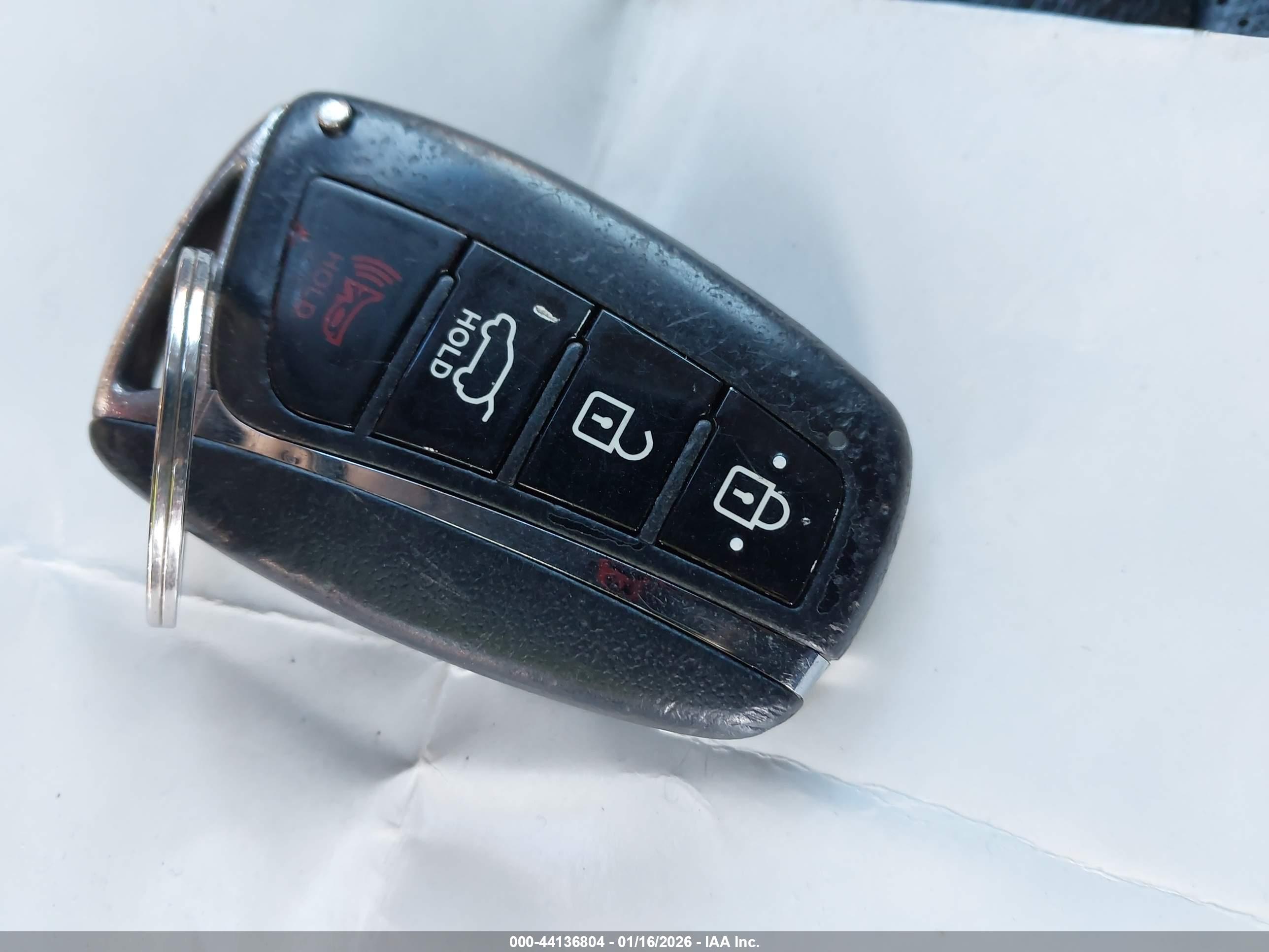 HYUNDAI SANTA image 11