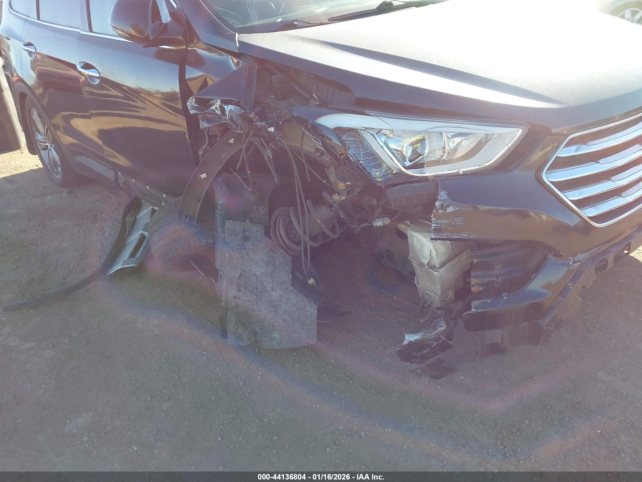 HYUNDAI SANTA image 6