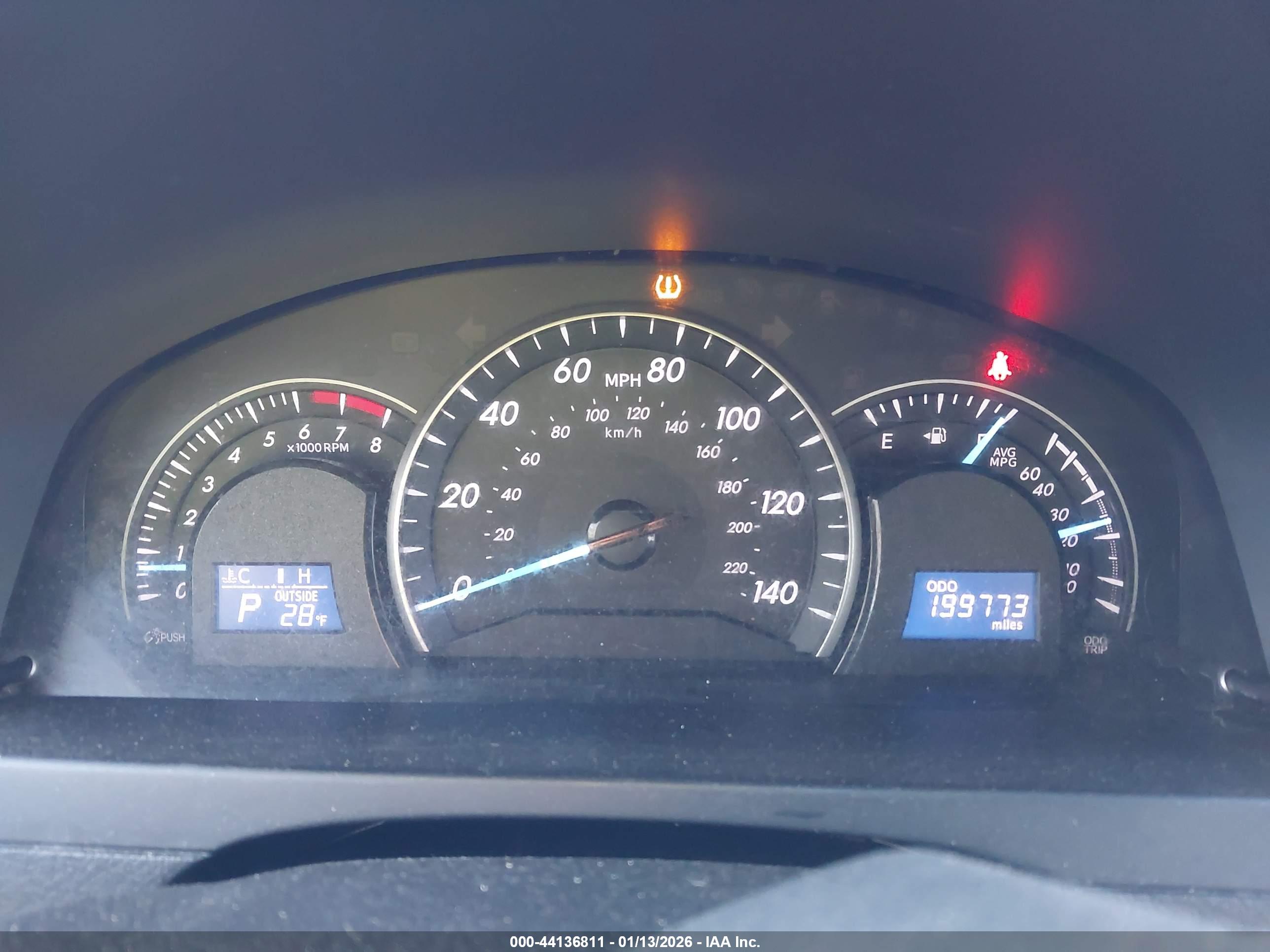 TOYOTA CAMRY image 7