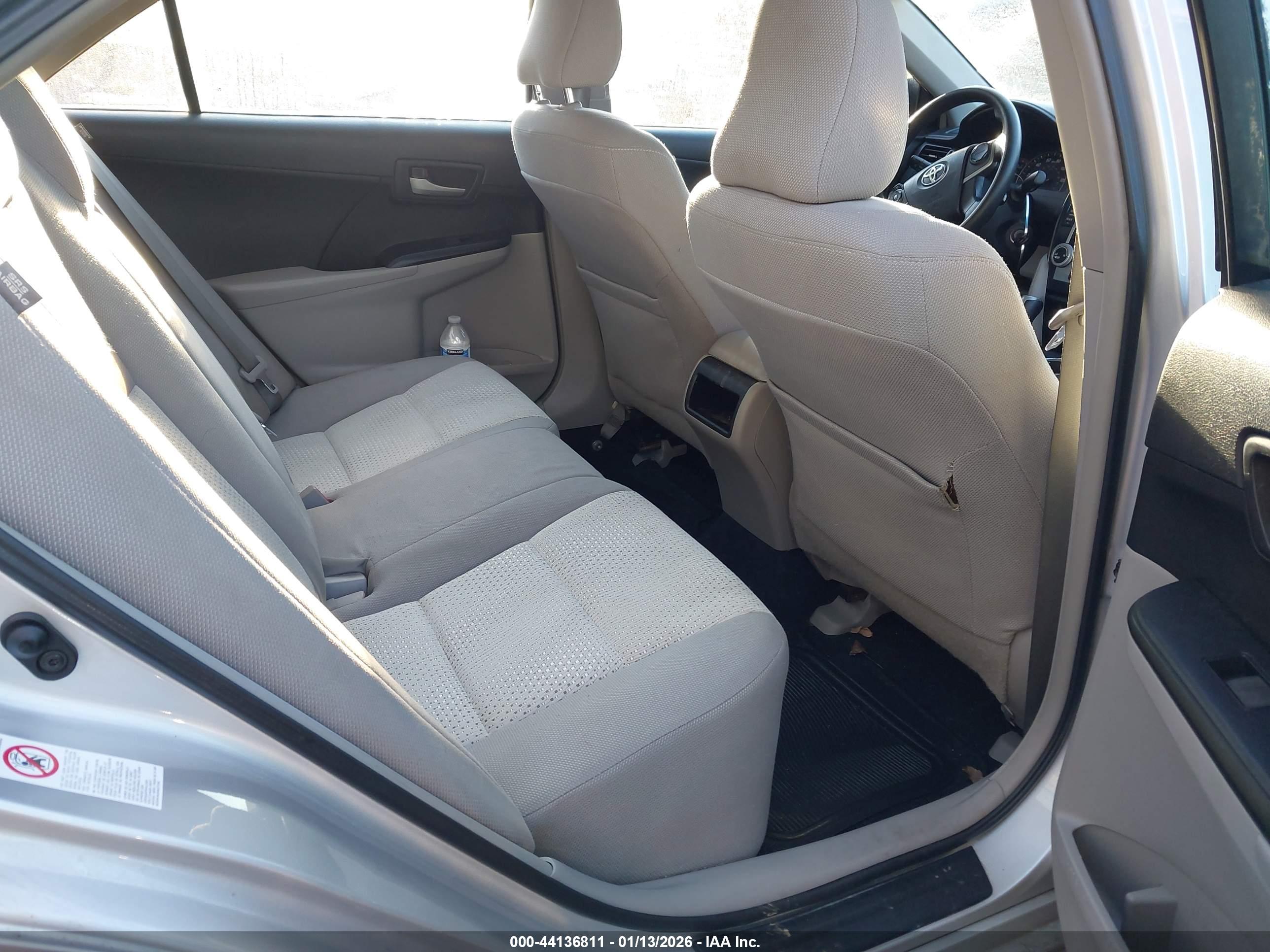 TOYOTA CAMRY image 8