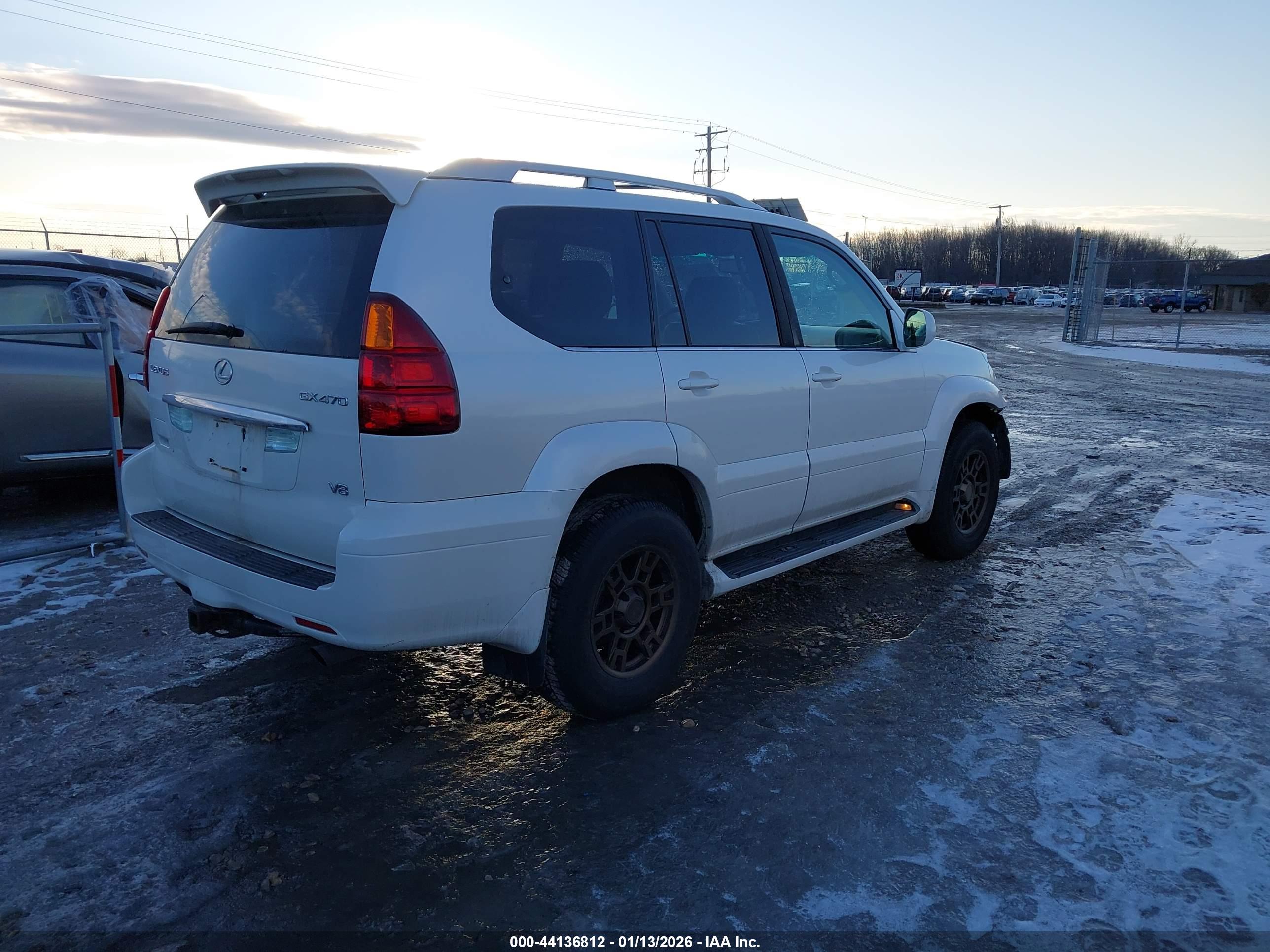 LEXUS GX image 4