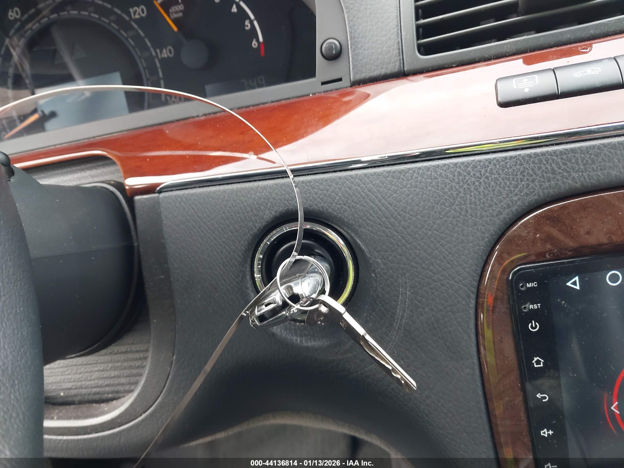 MERCEDES-BENZ S image 11