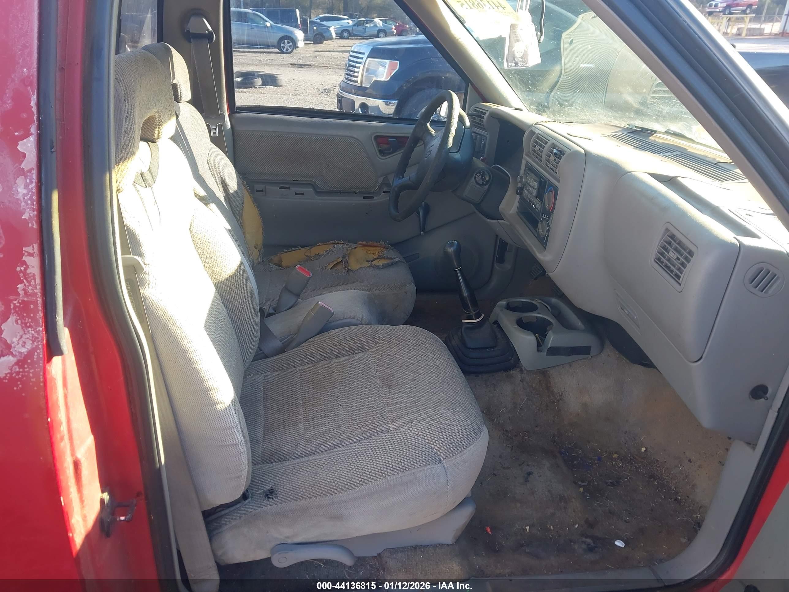 CHEVROLET S-10 image 8
