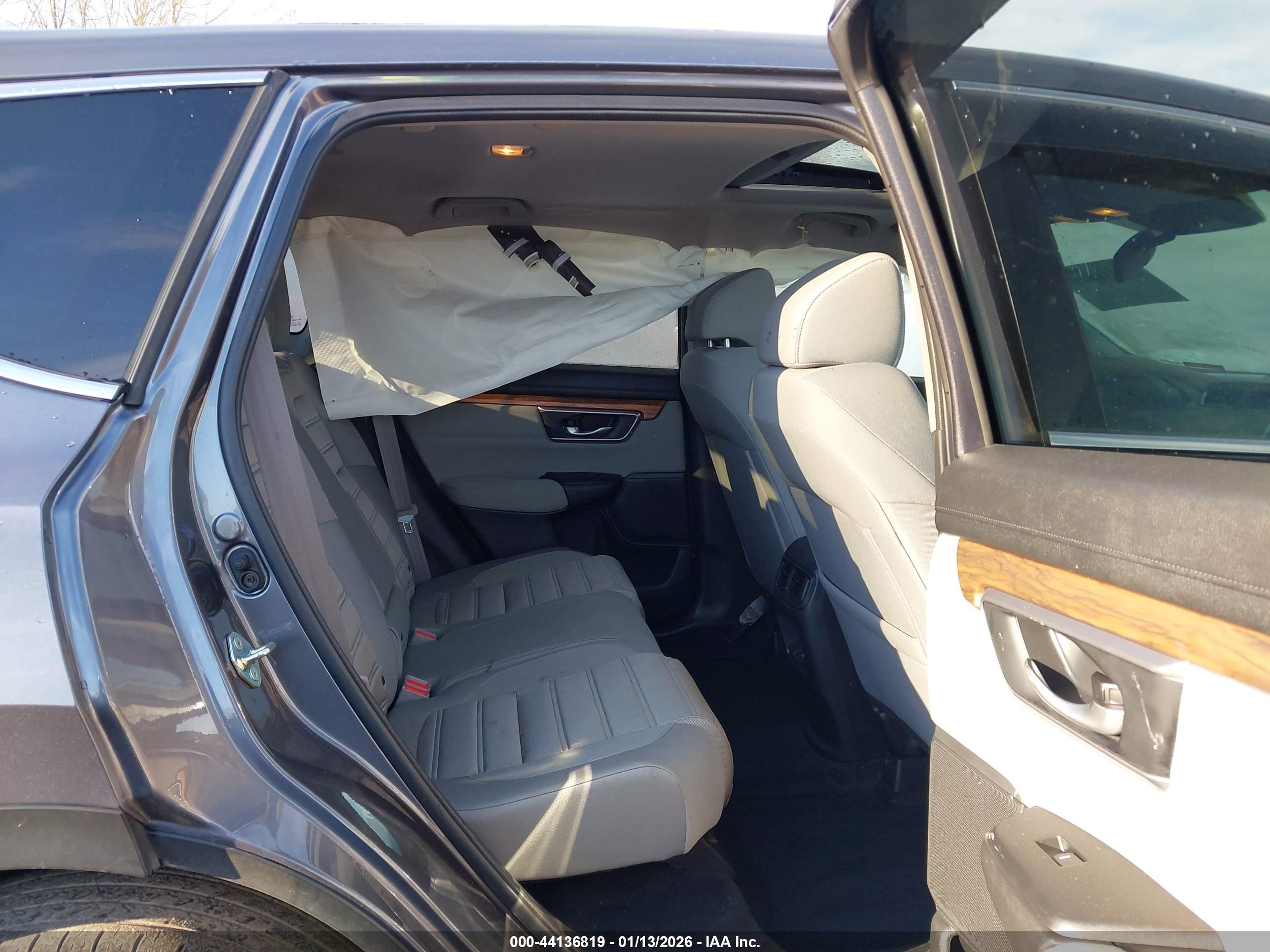HONDA CR-V image 8