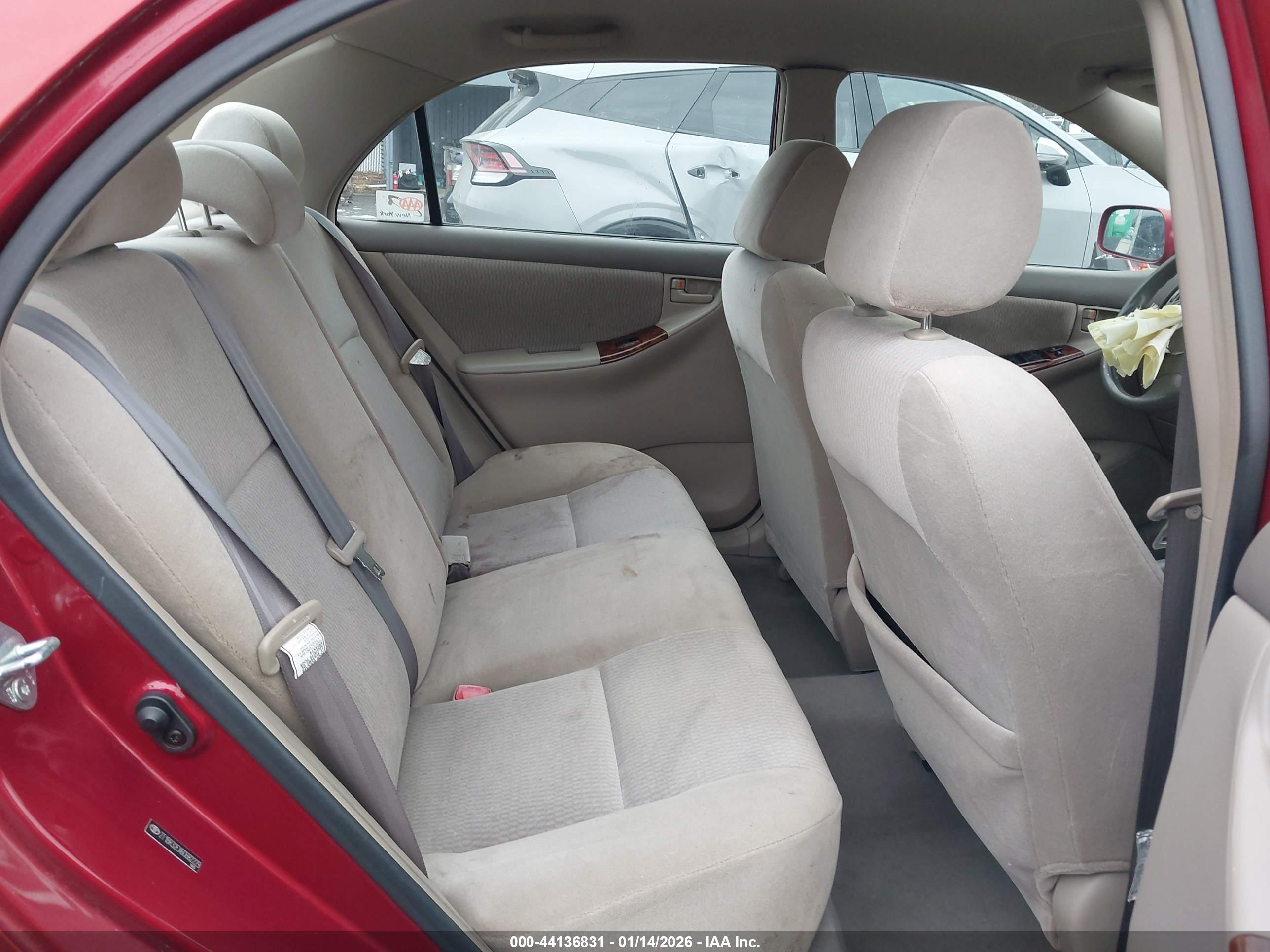 TOYOTA COROLLA image 8