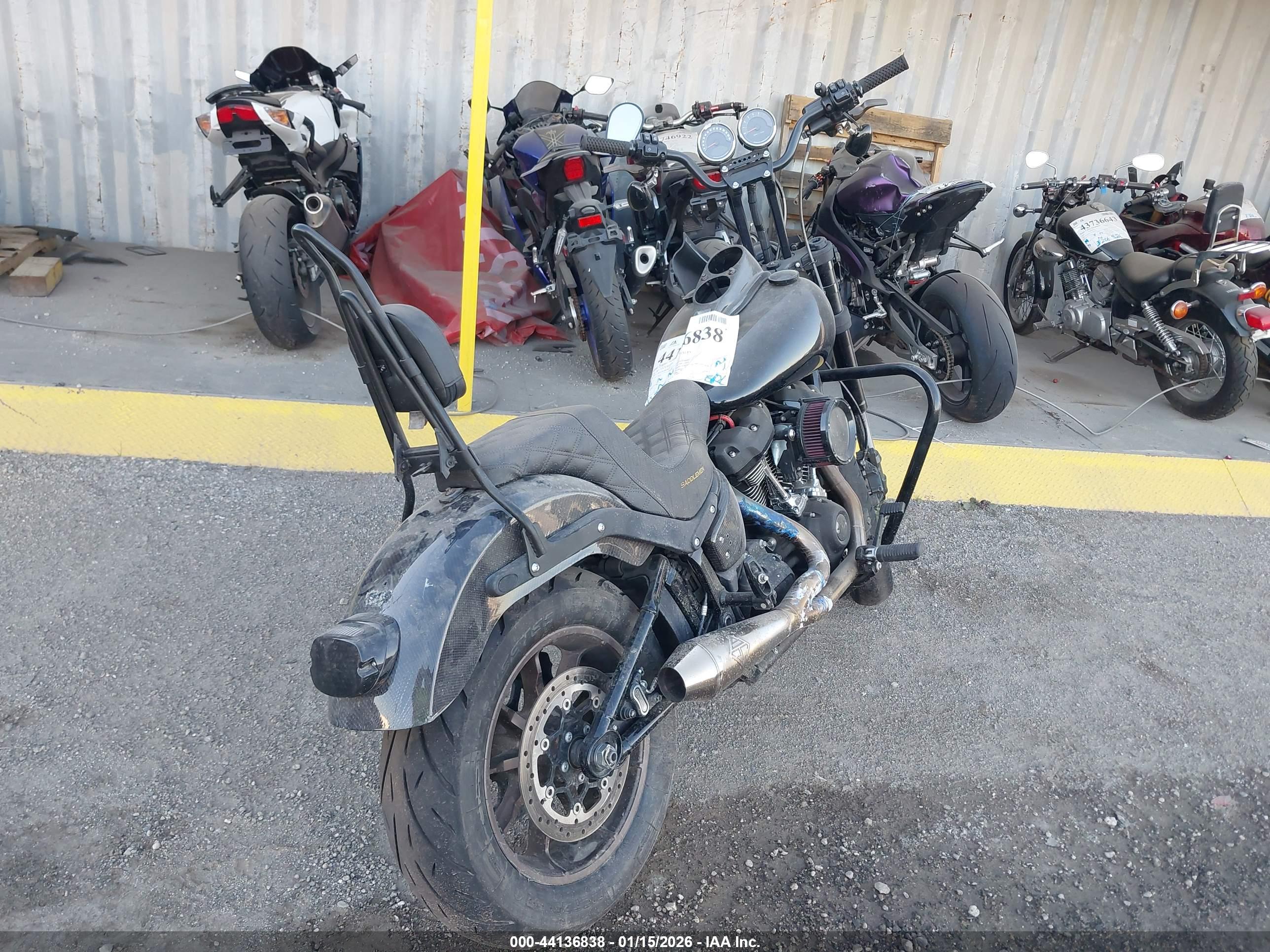 HARLEY-DAVIDSON FXLRS image 4