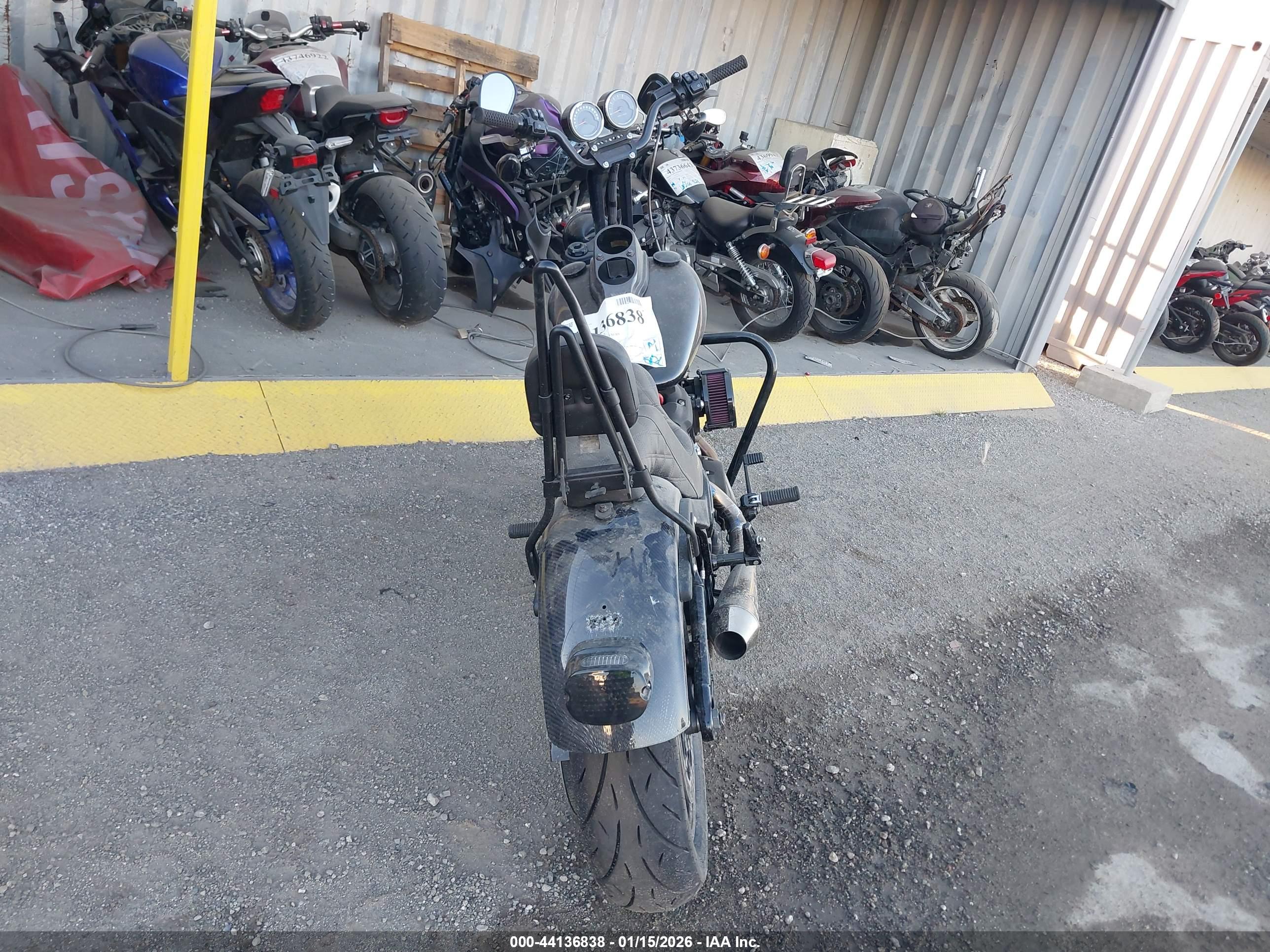HARLEY-DAVIDSON FXLRS image 6