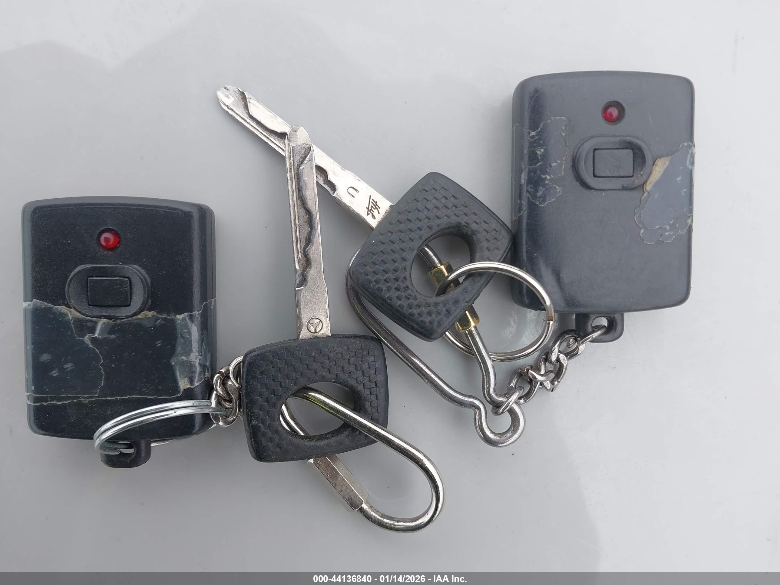 MERCEDES-BENZ 380 image 11