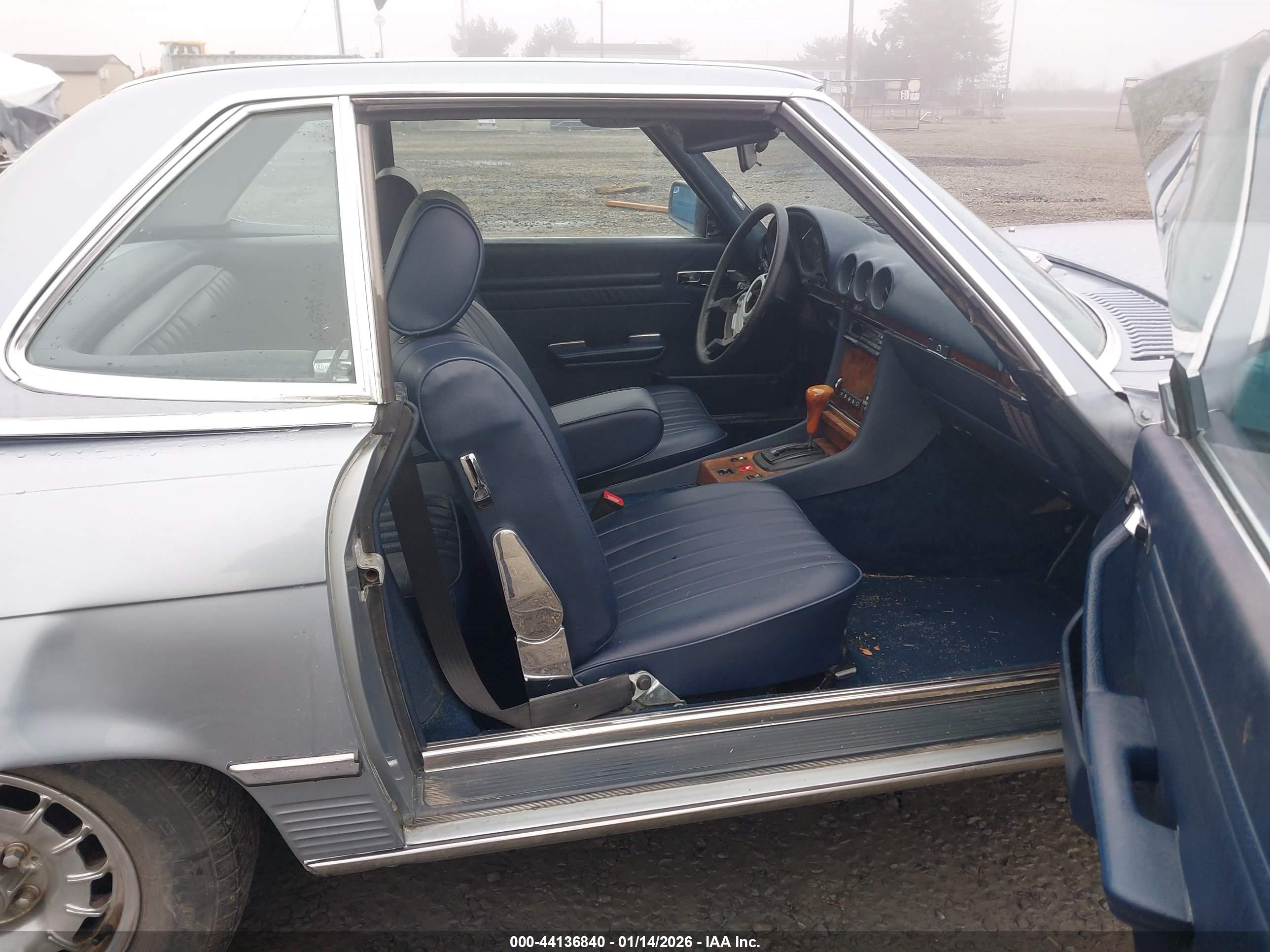 MERCEDES-BENZ 380 image 5