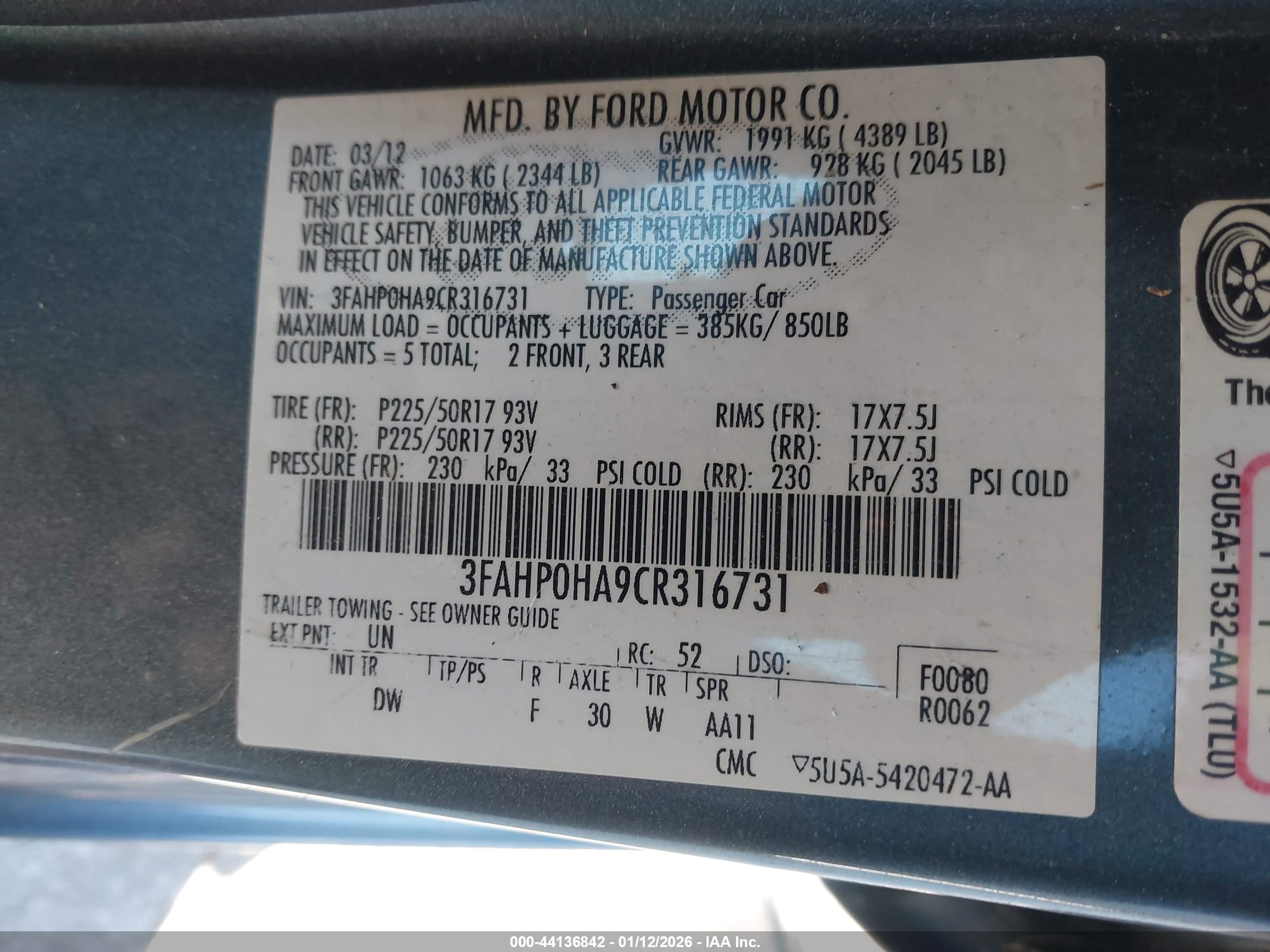 FORD FUSION image 9