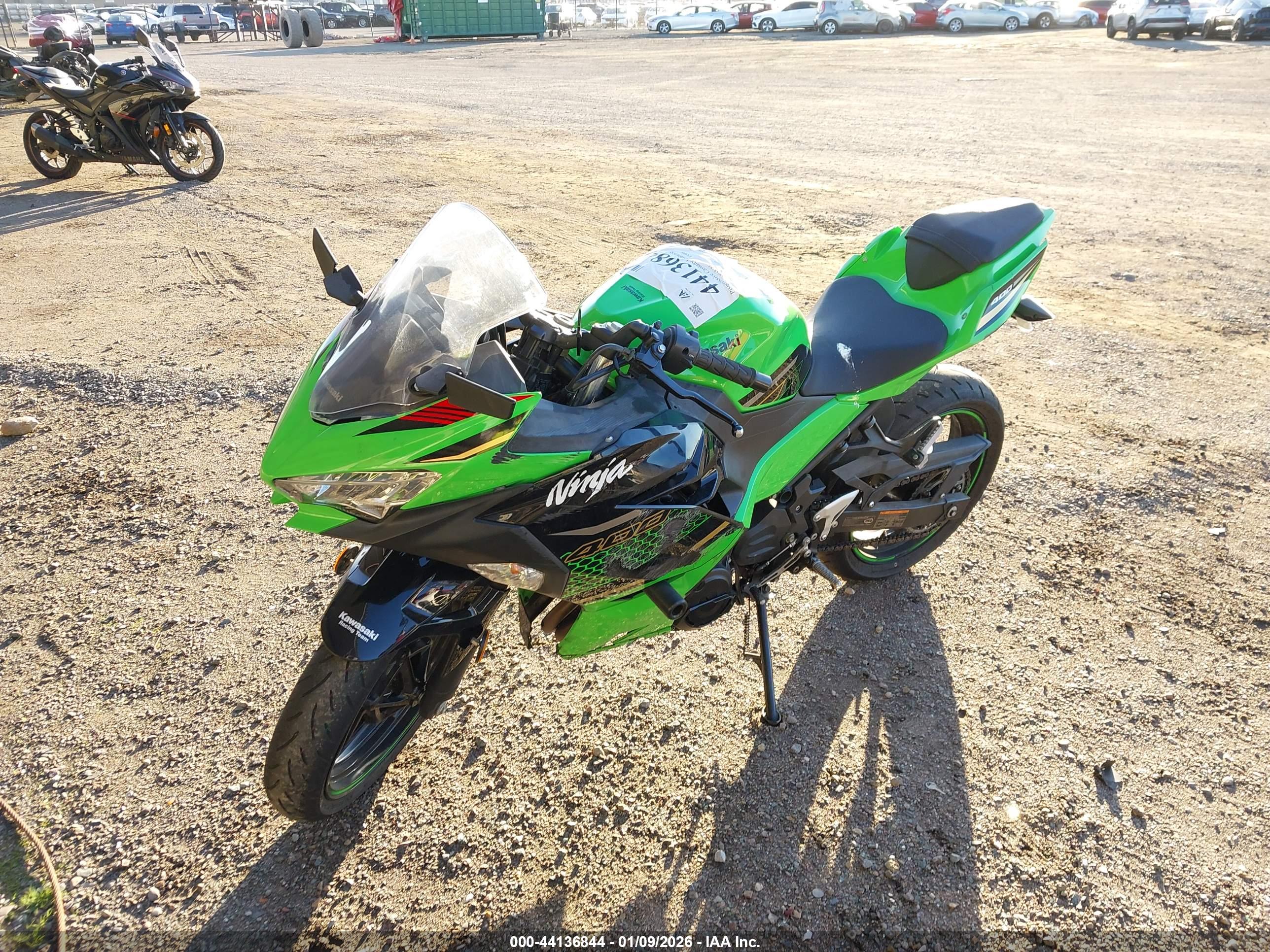 KAWASAKI EX400 image 2