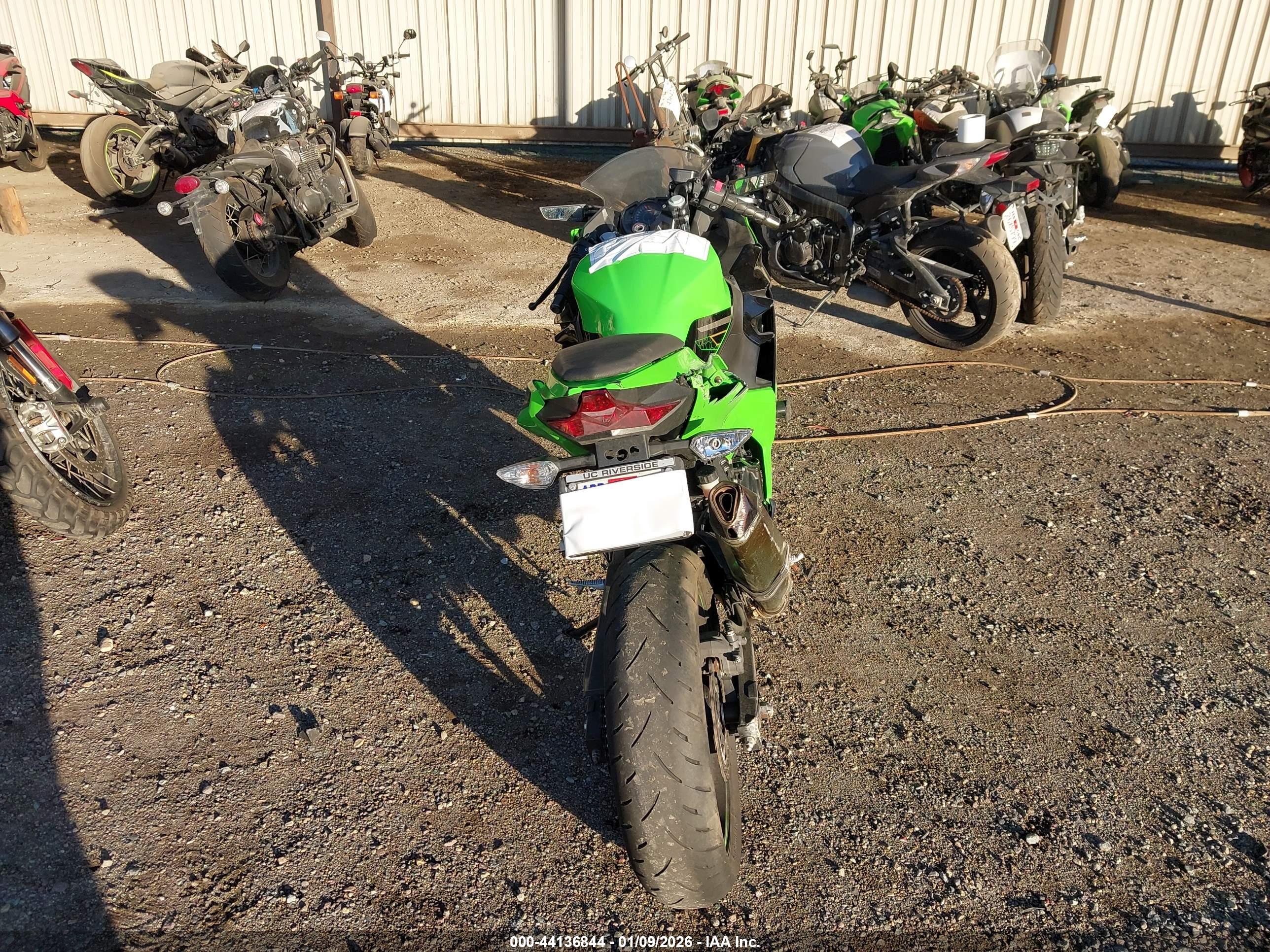 KAWASAKI EX400 image 6