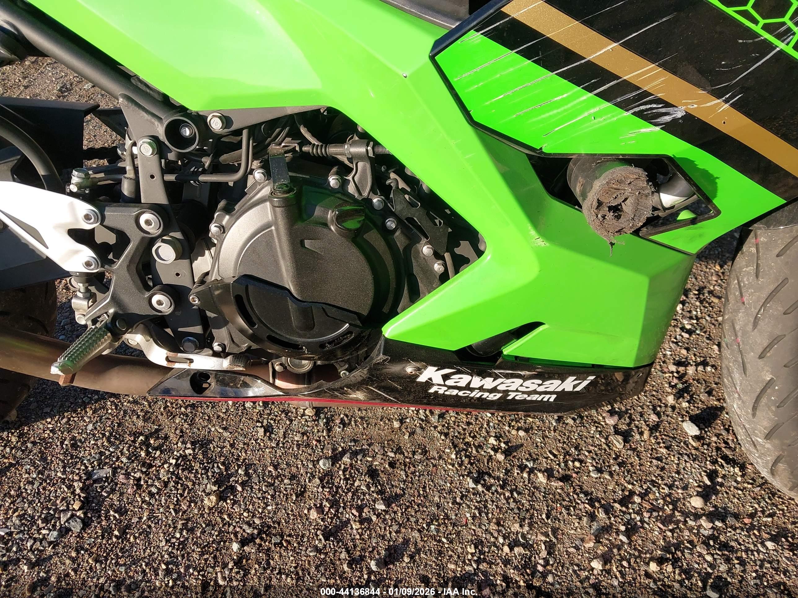 KAWASAKI EX400 image 8