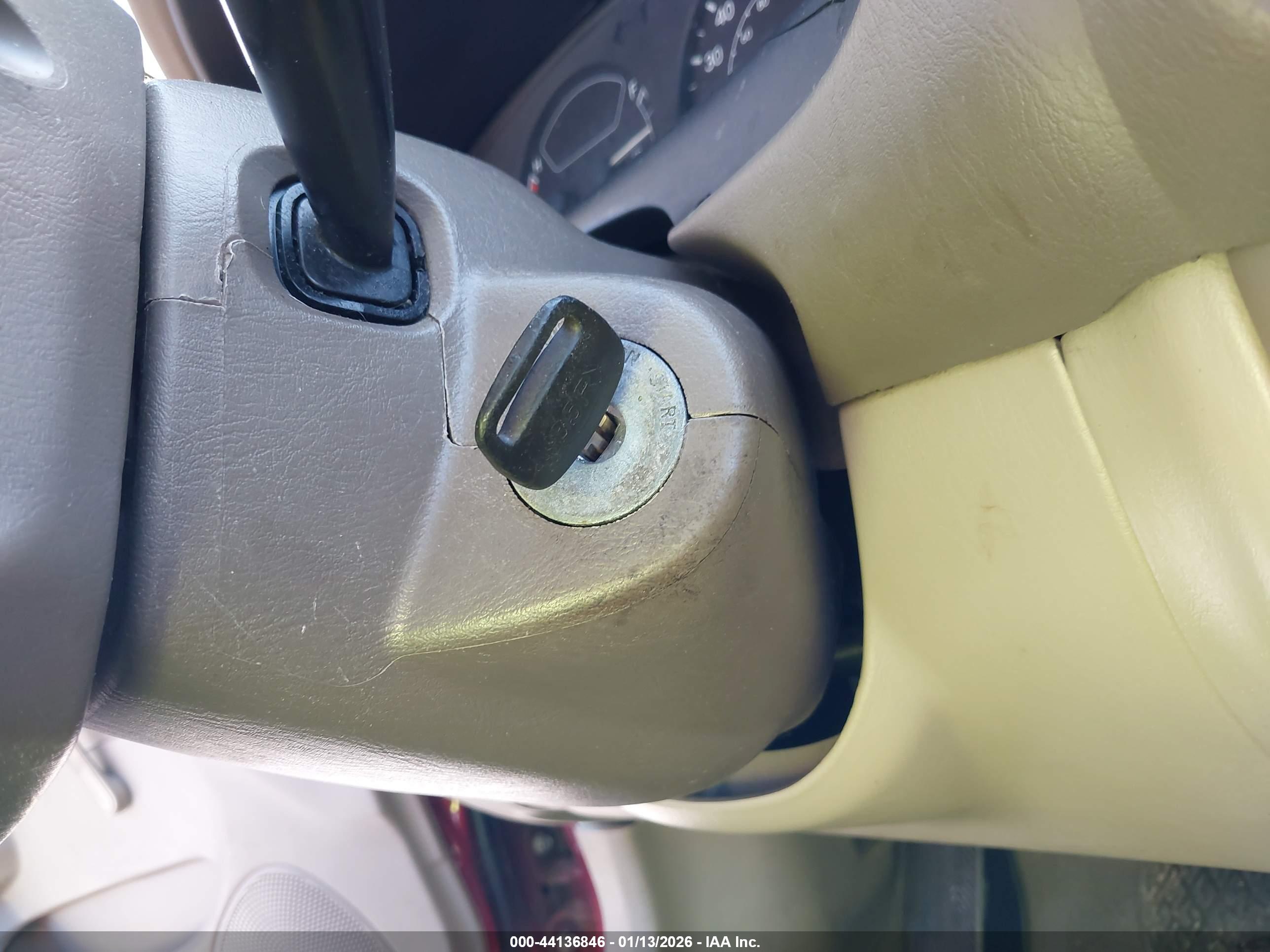 TOYOTA COROLLA image 11