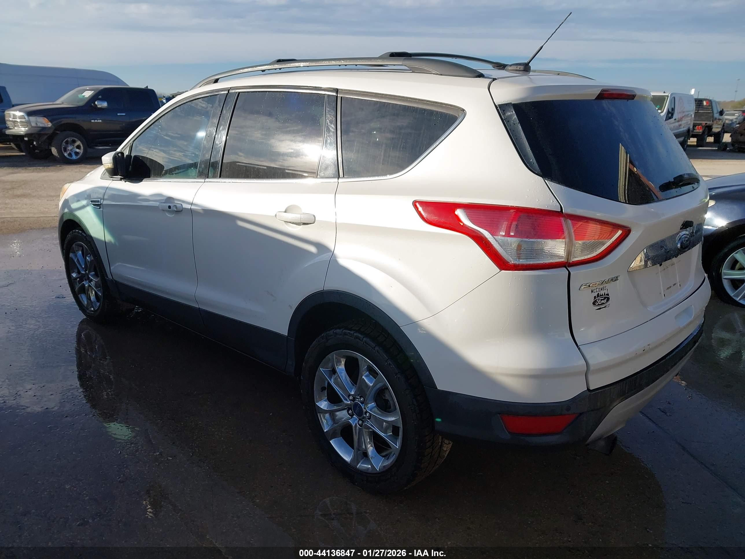 FORD ESCAPE image 3