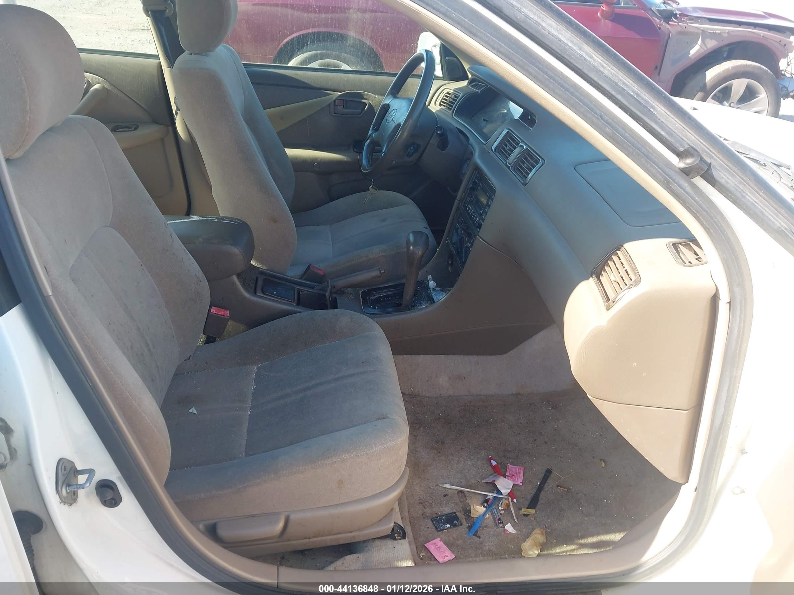TOYOTA CAMRY image 5