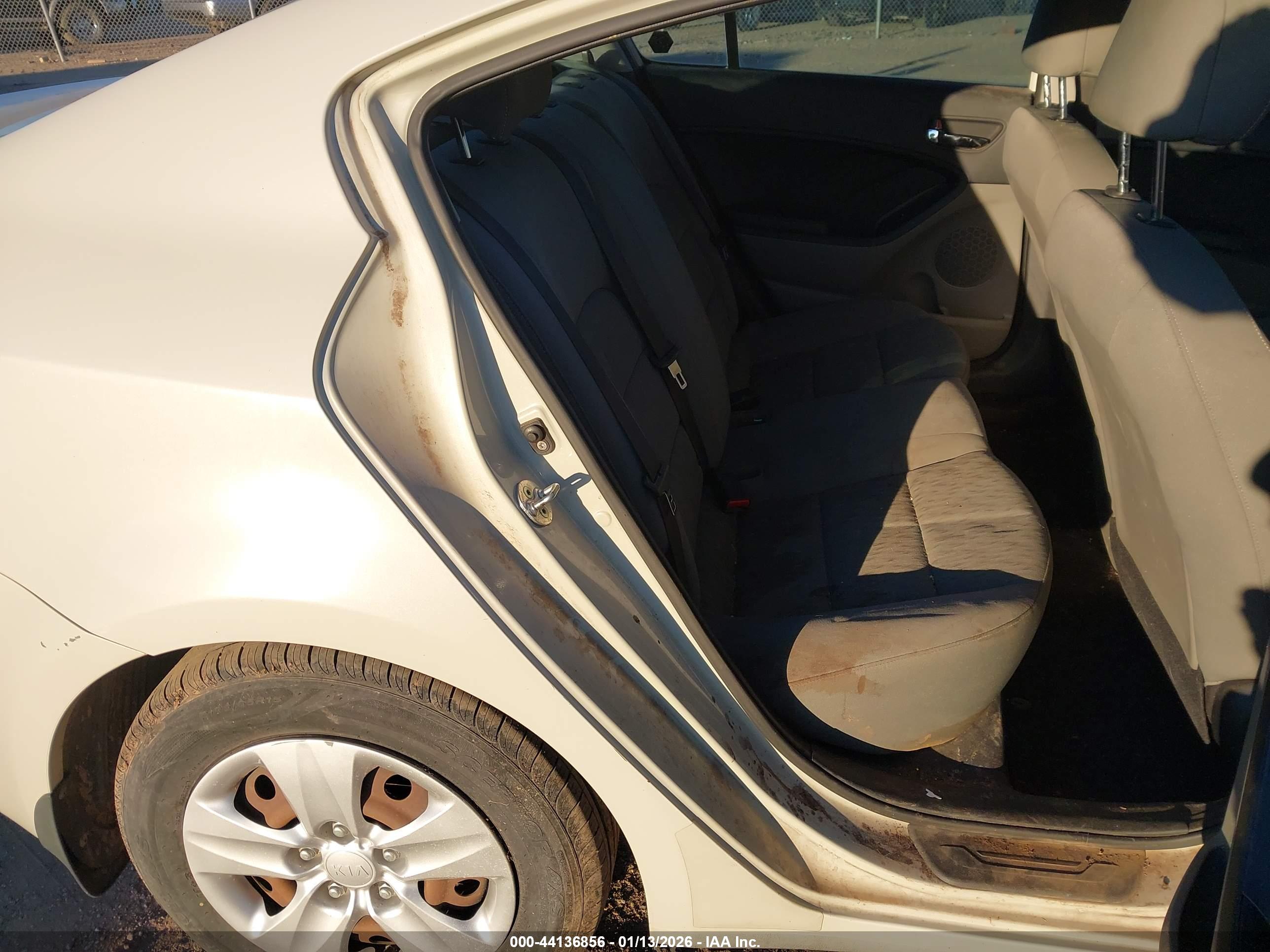 KIA FORTE image 8