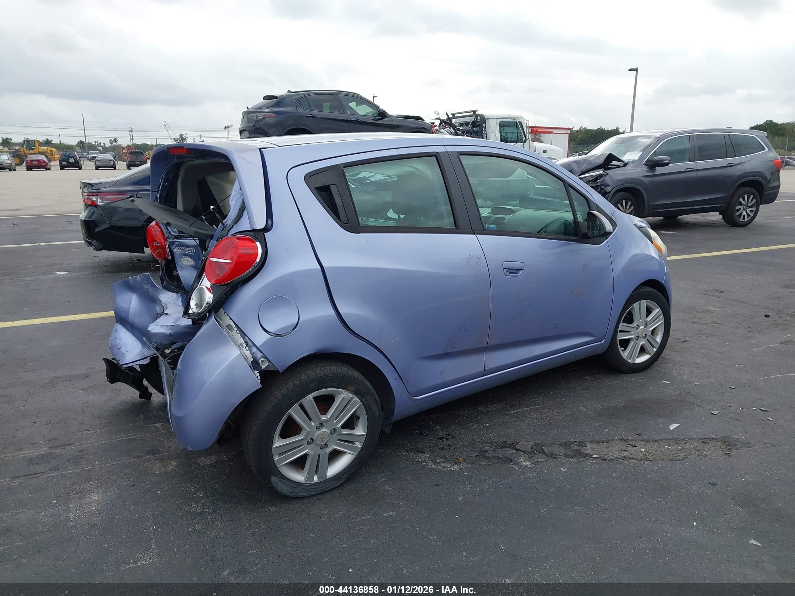 CHEVROLET SPARK image 4