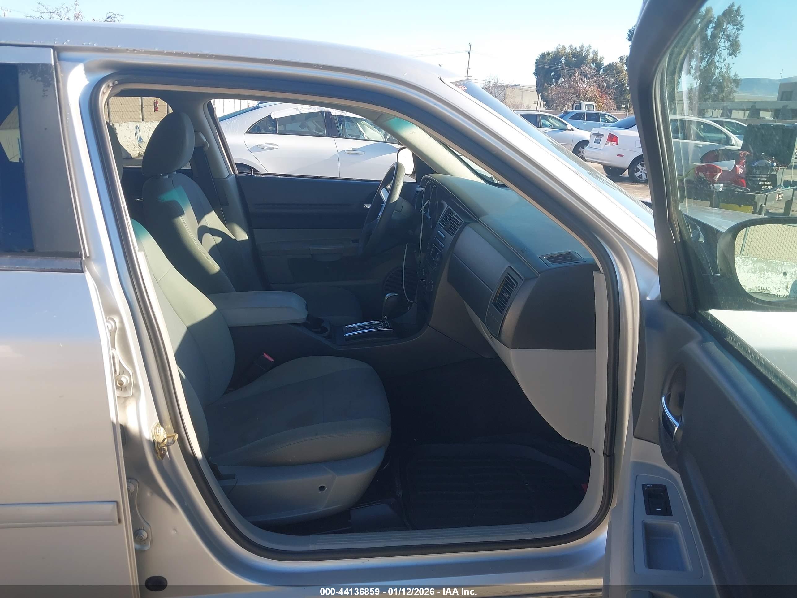 DODGE MAGNUM image 5