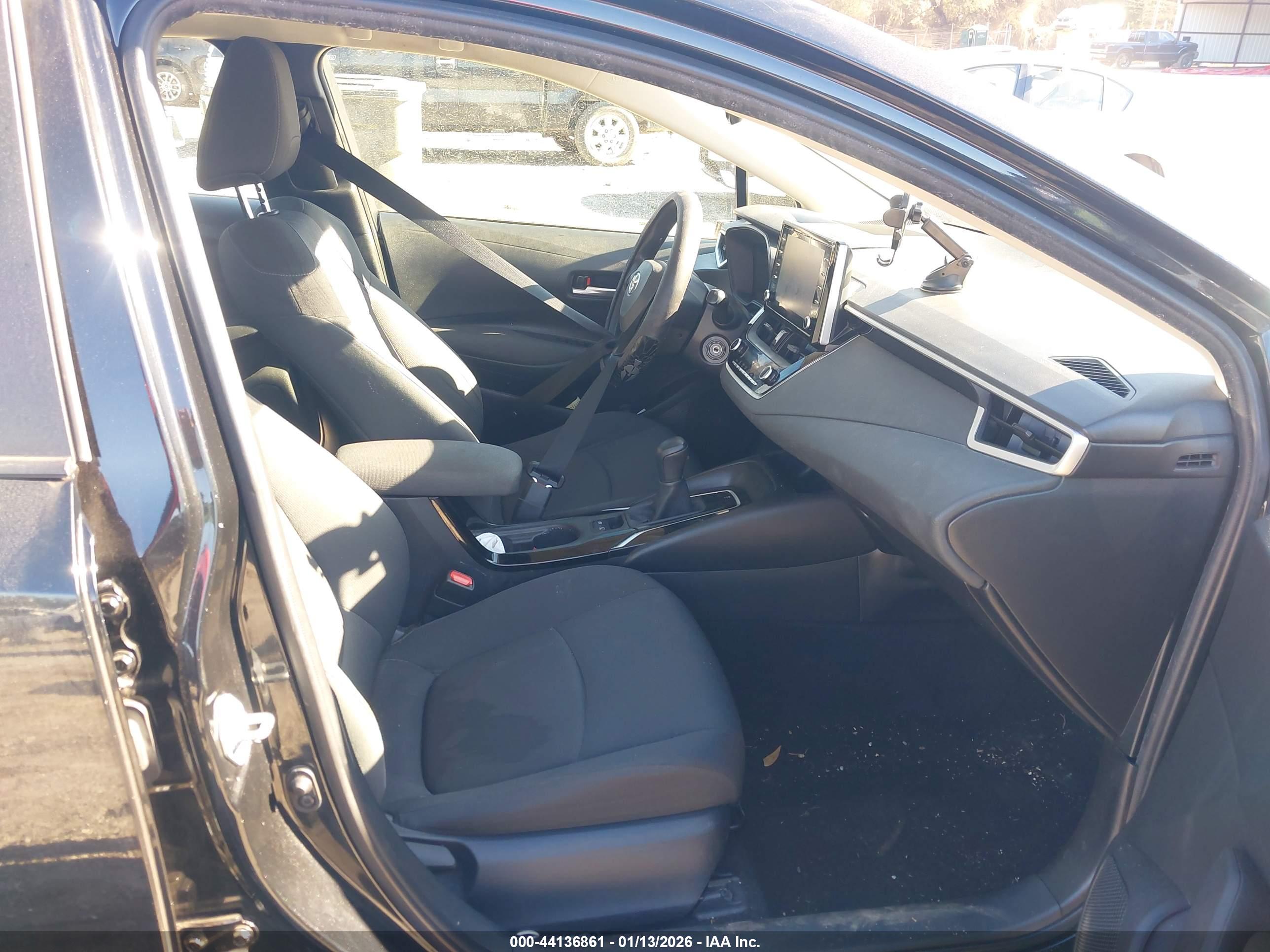 TOYOTA COROLLA image 5