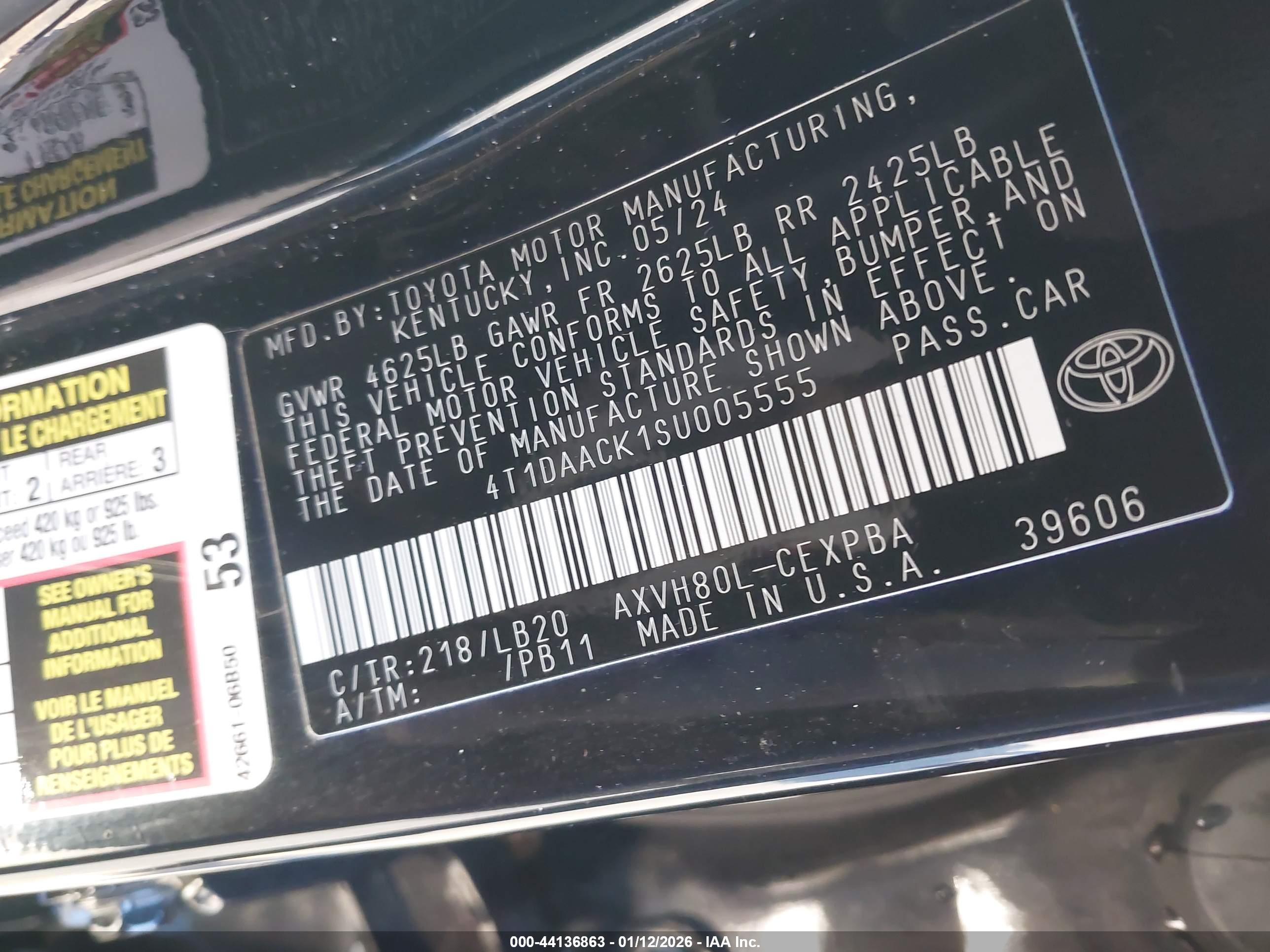 TOYOTA CAMRY image 9
