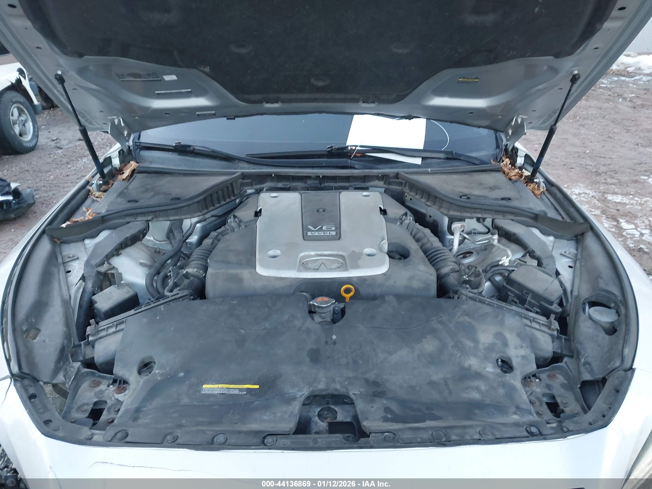INFINITI Q50 image 10