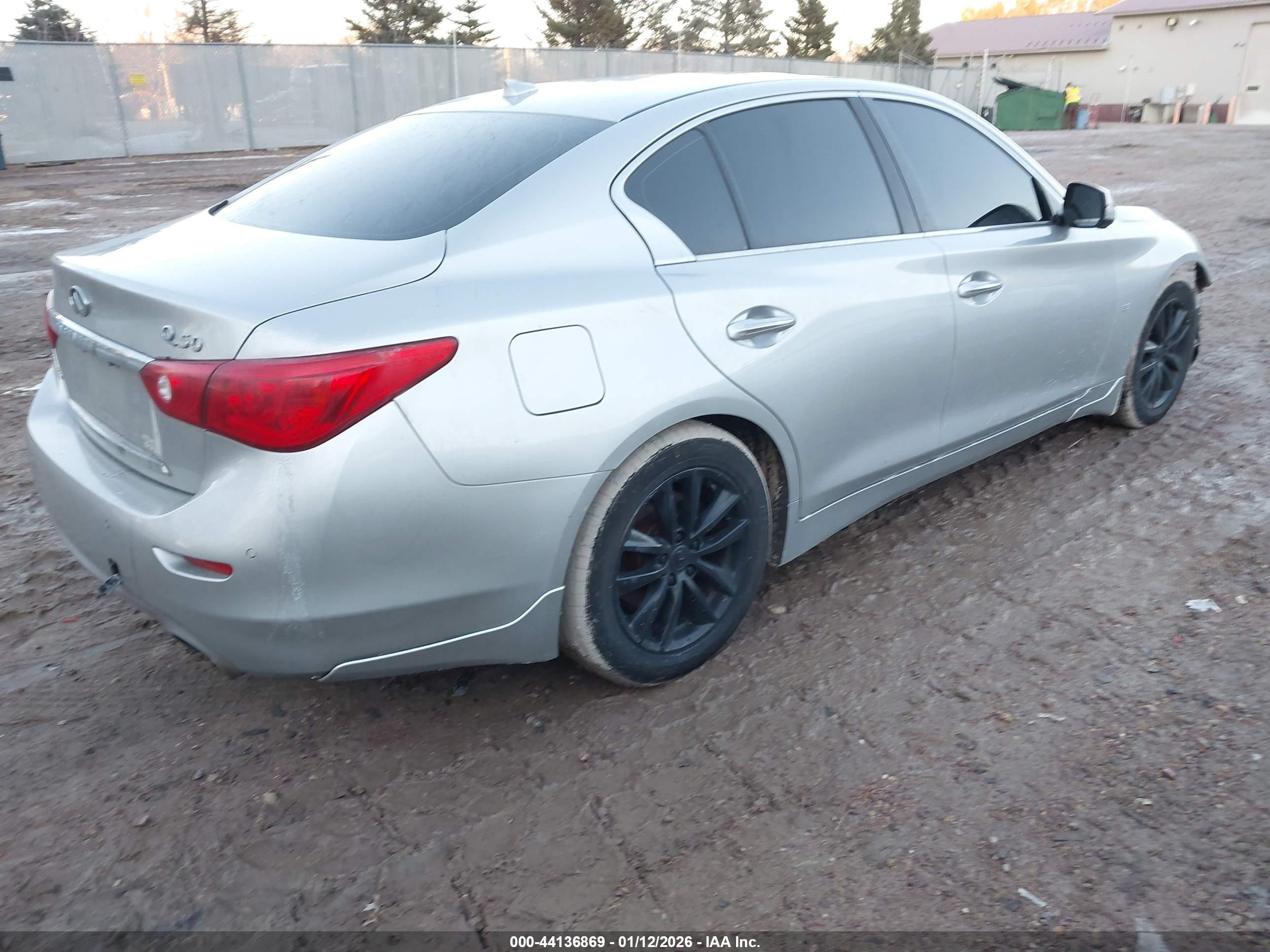 INFINITI Q50 image 4