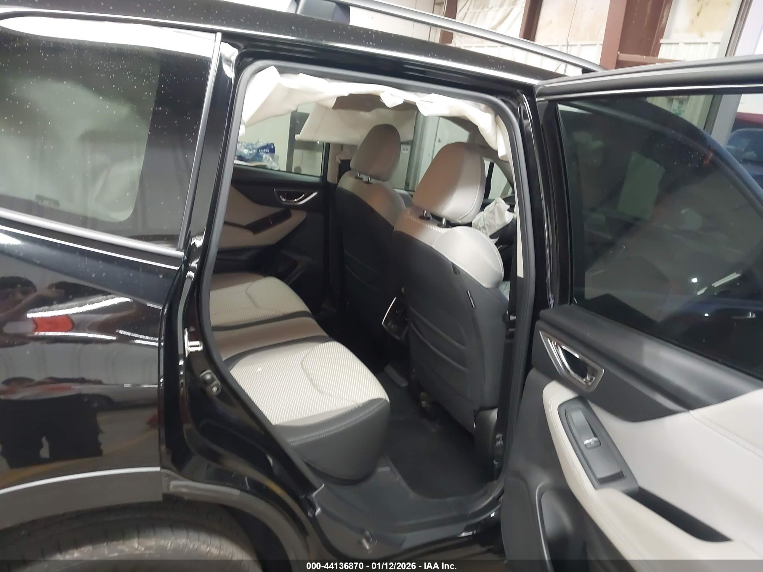 SUBARU FORESTER image 8