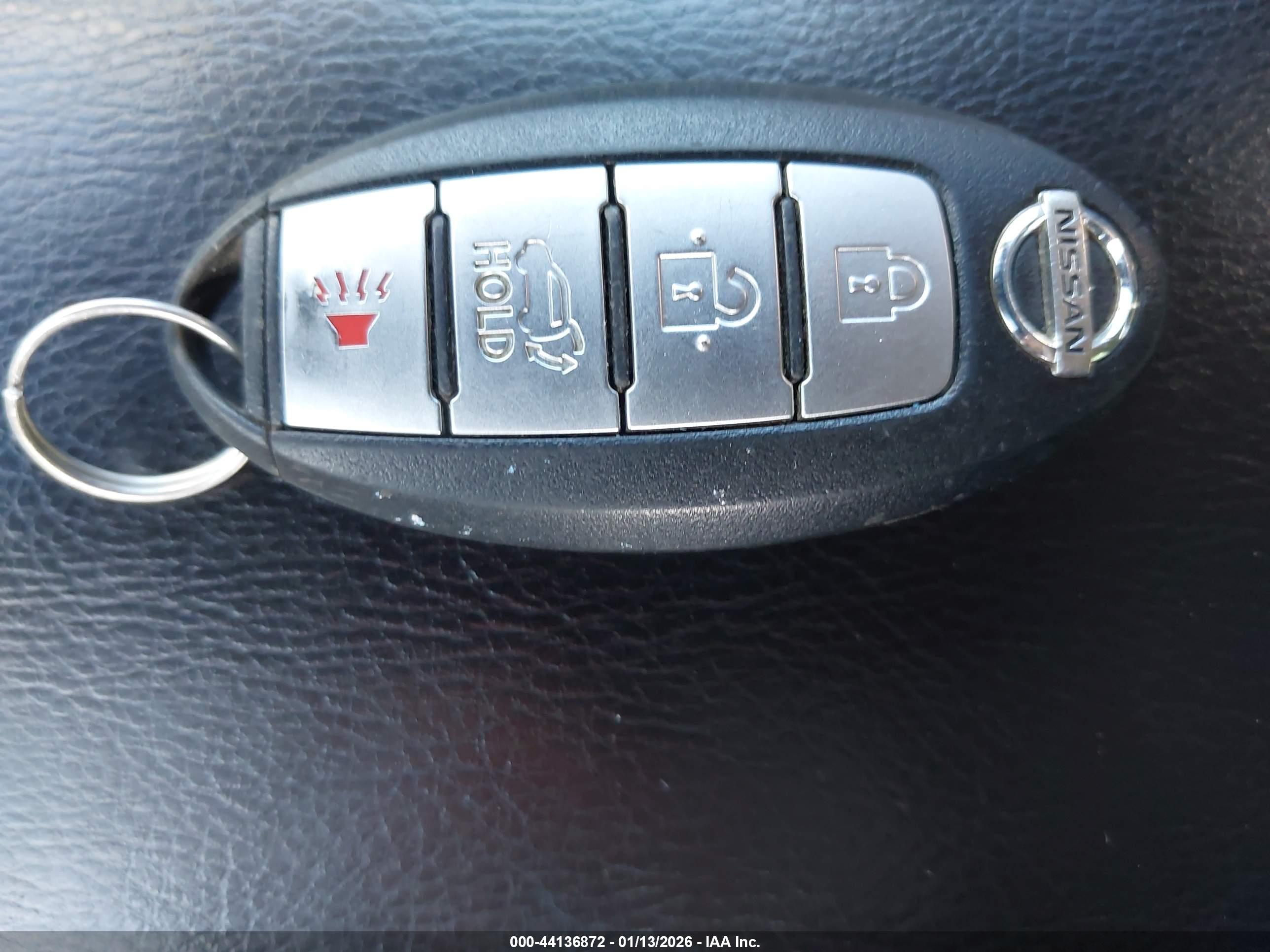 NISSAN ROGUE image 11