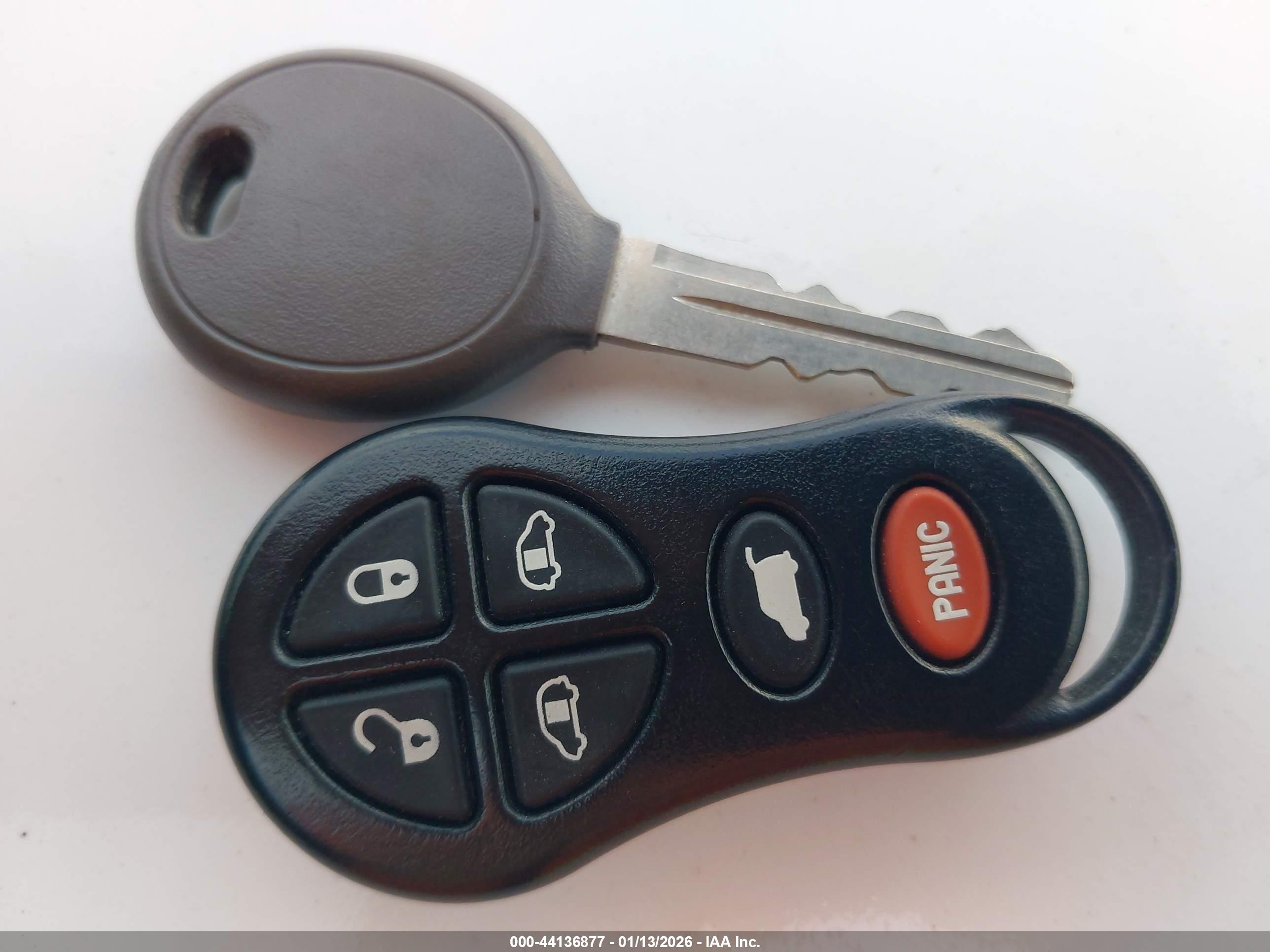 CHRYSLER TOWN image 11
