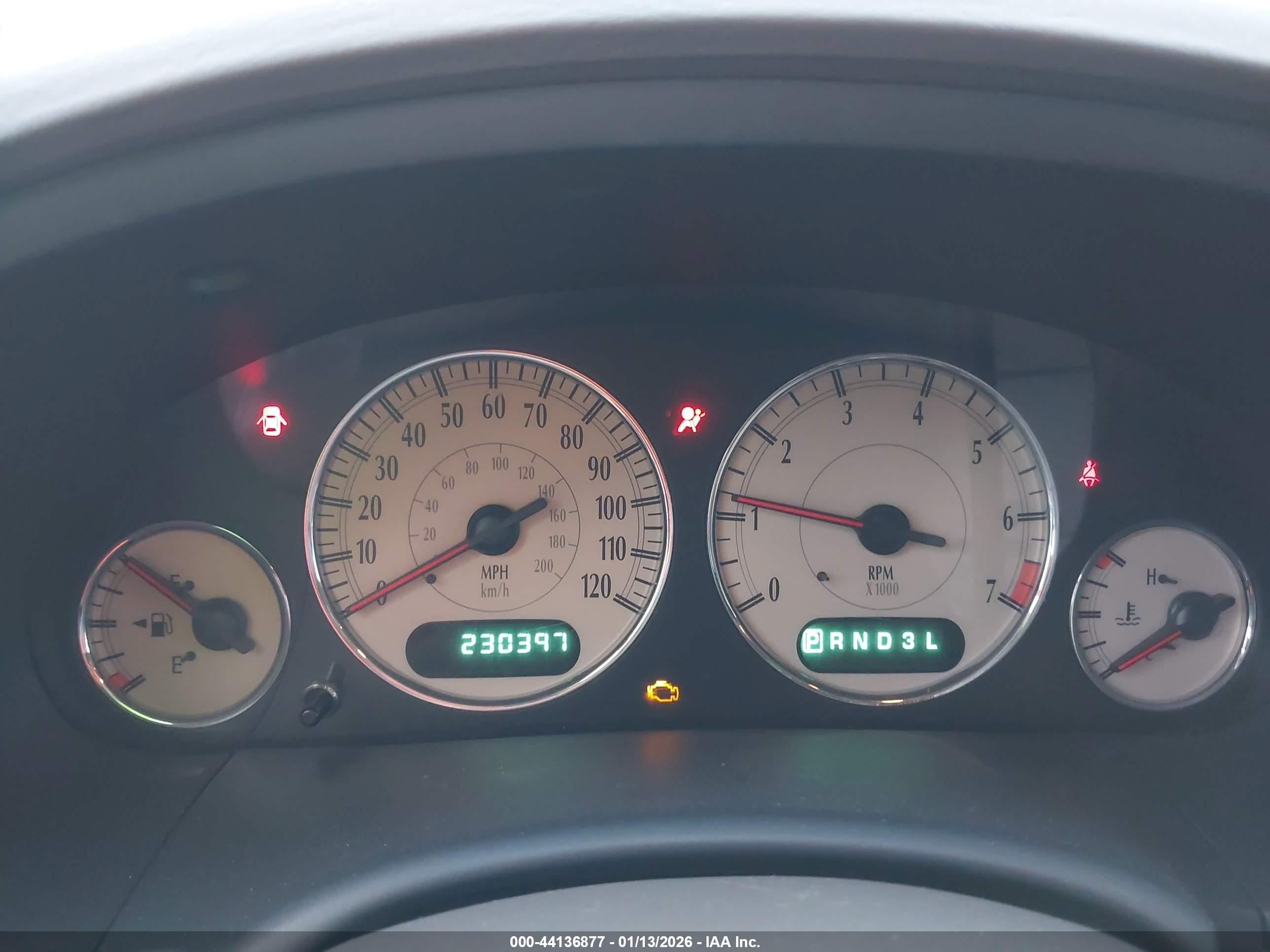CHRYSLER TOWN image 7