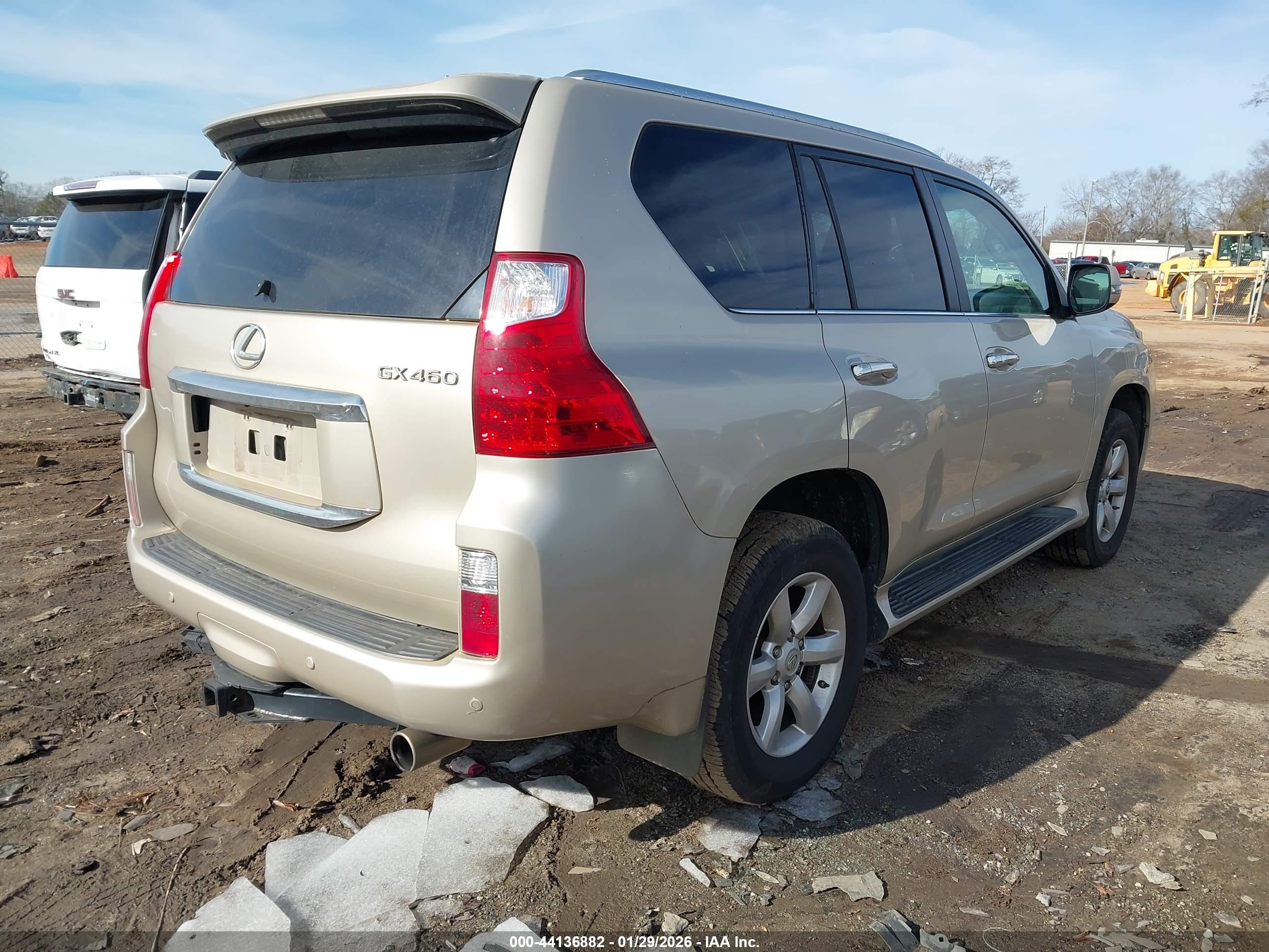 LEXUS GX image 4