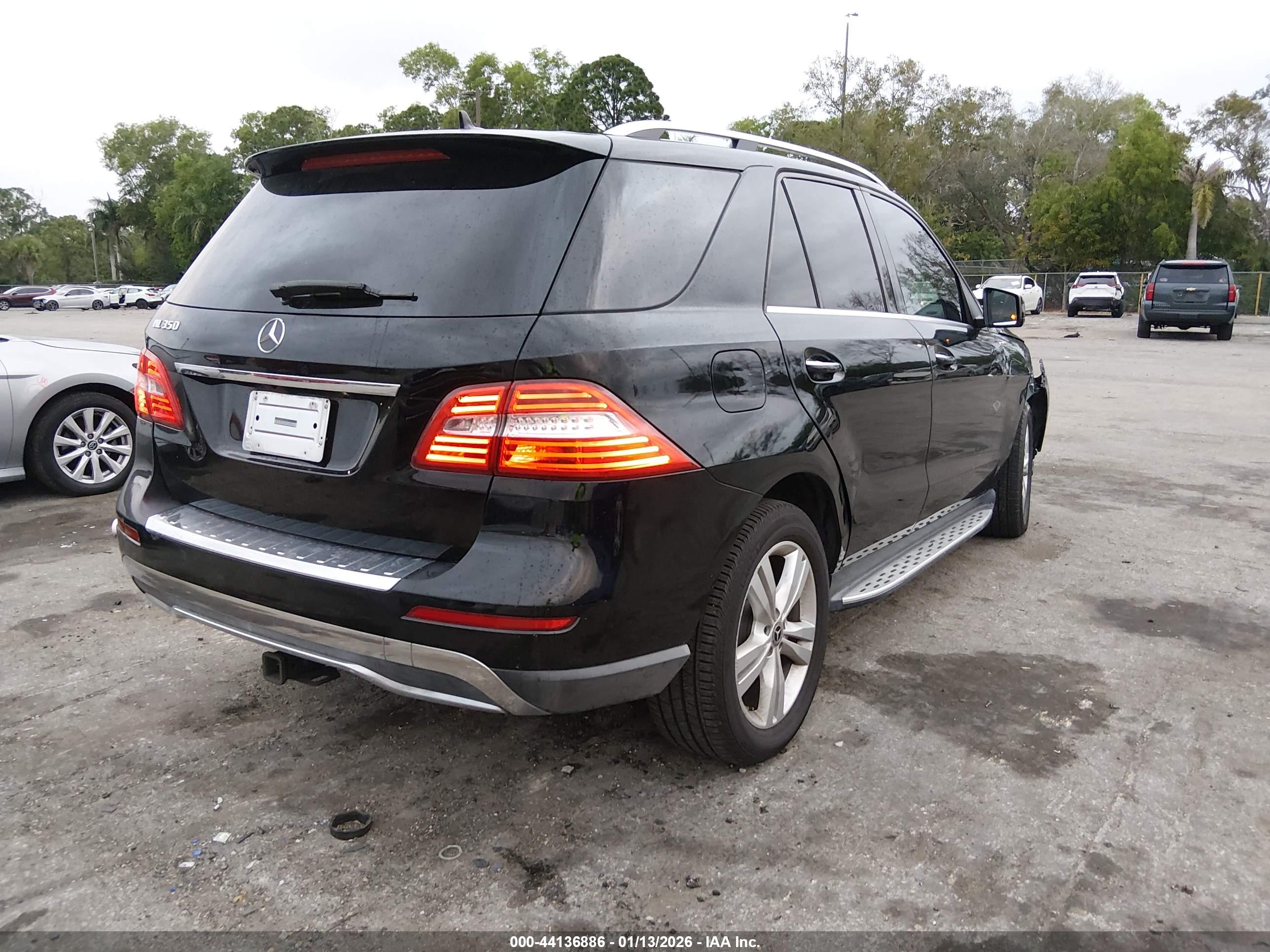 MERCEDES-BENZ ML image 4
