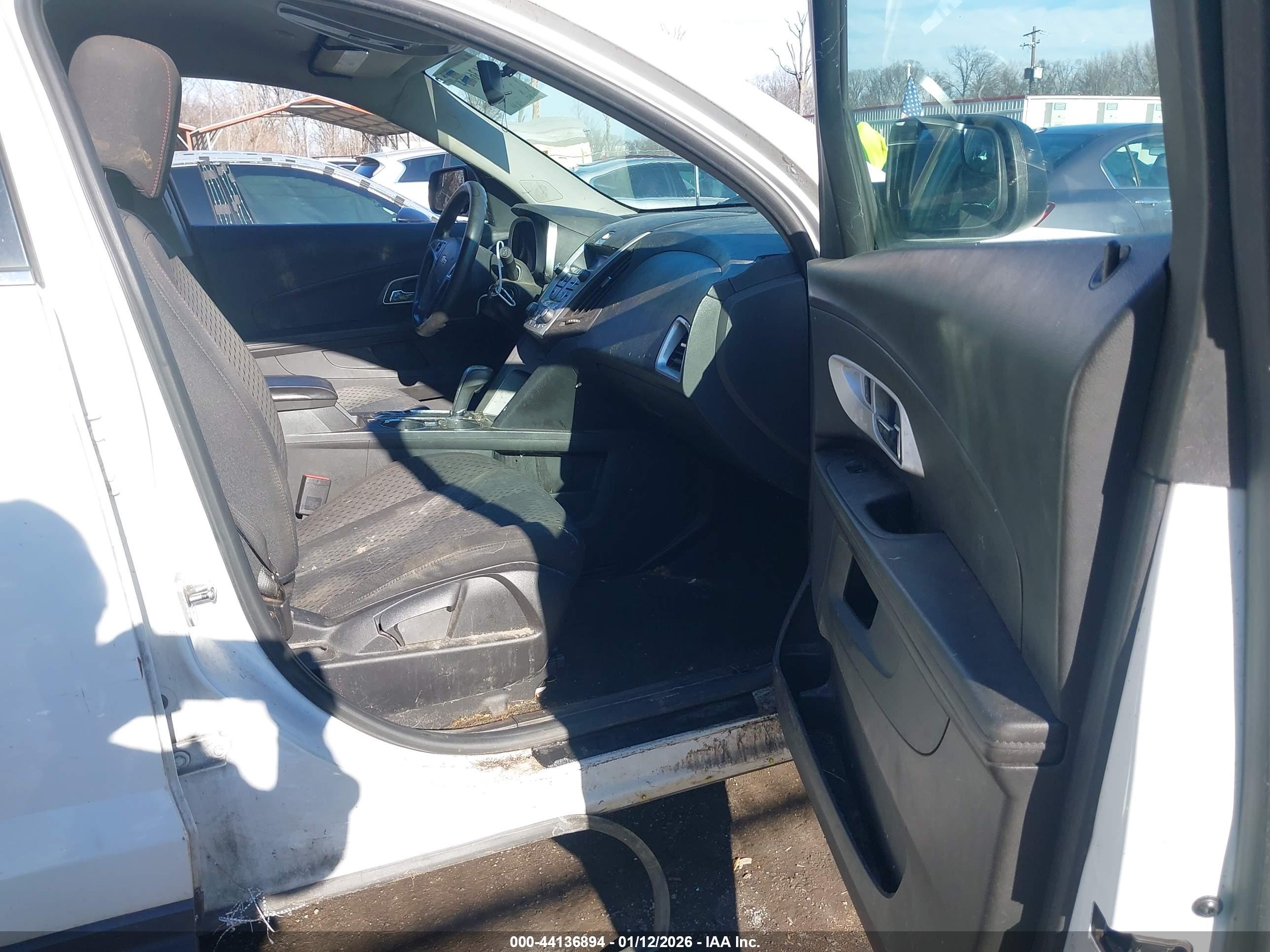 CHEVROLET EQUINOX image 5