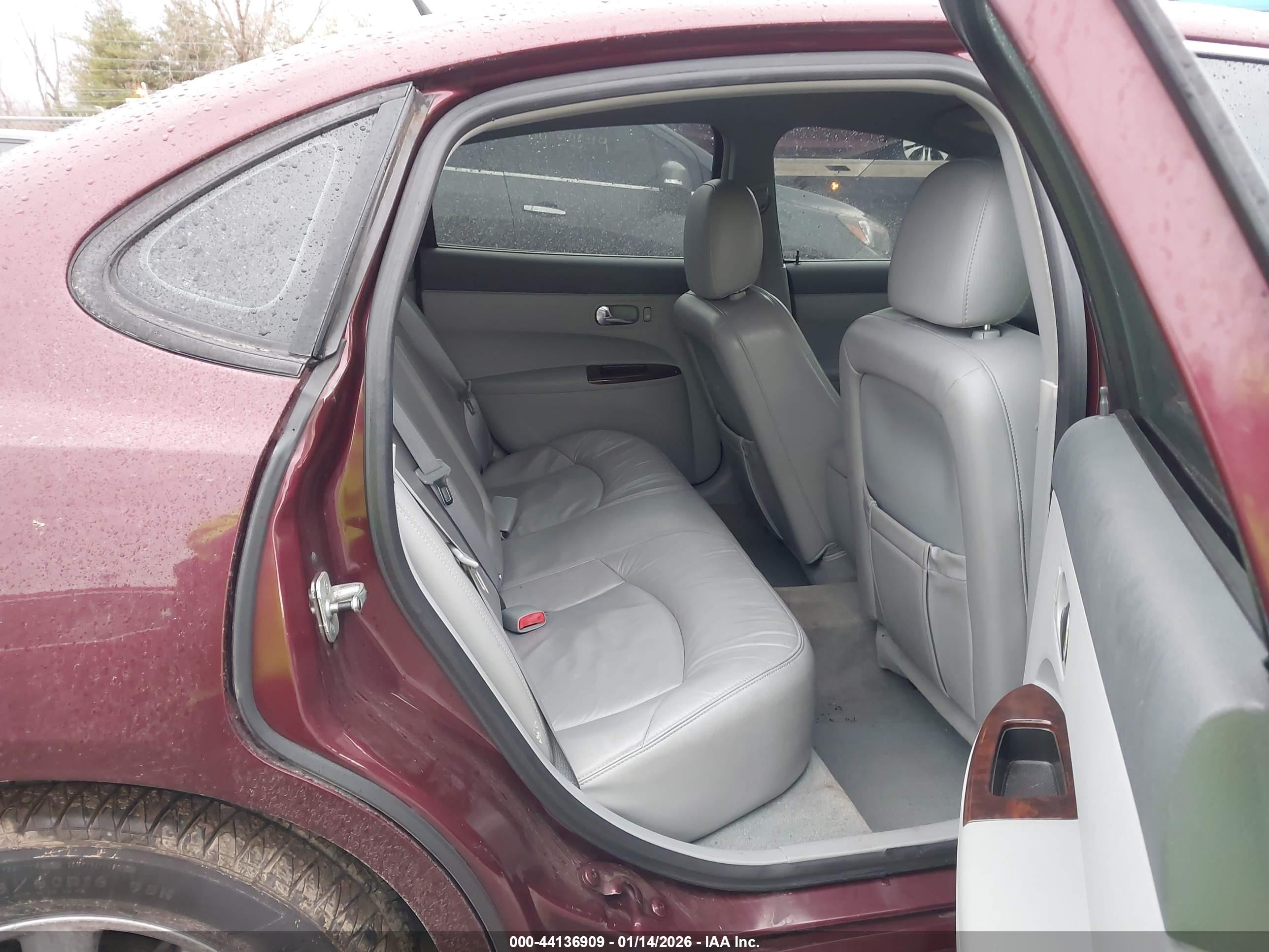 BUICK LACROSSE image 8