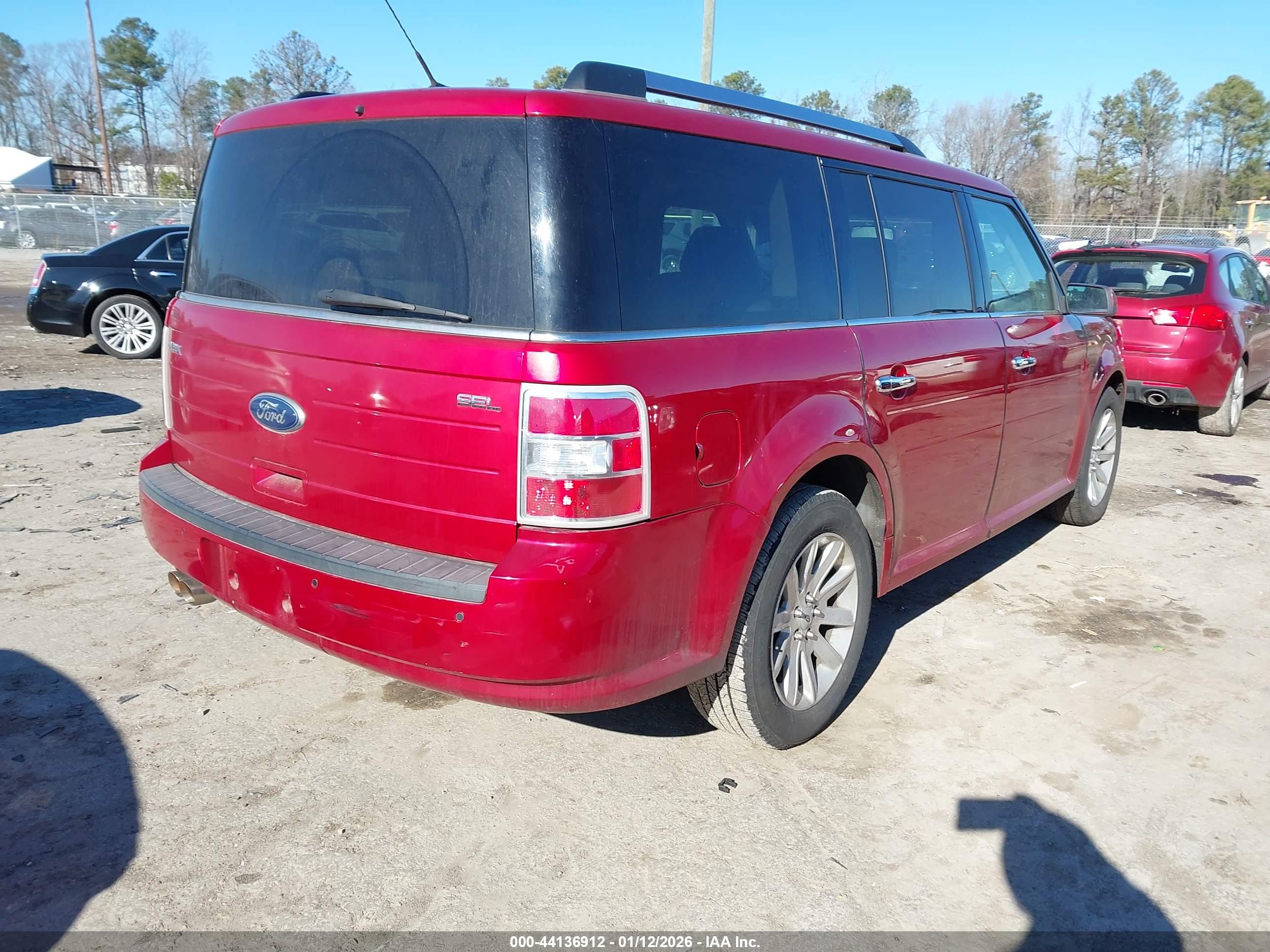FORD FLEX image 4