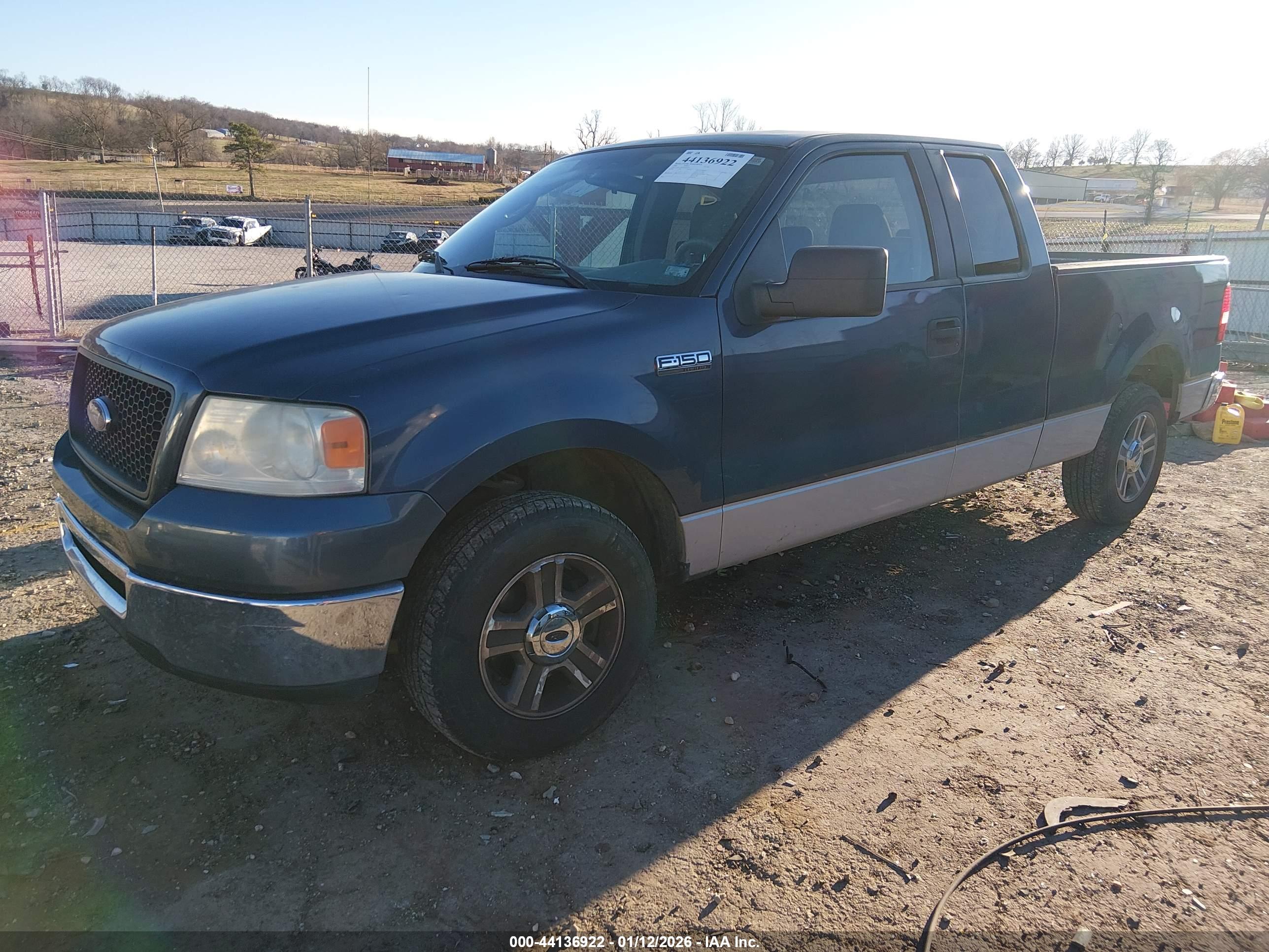 FORD F-150 image 2