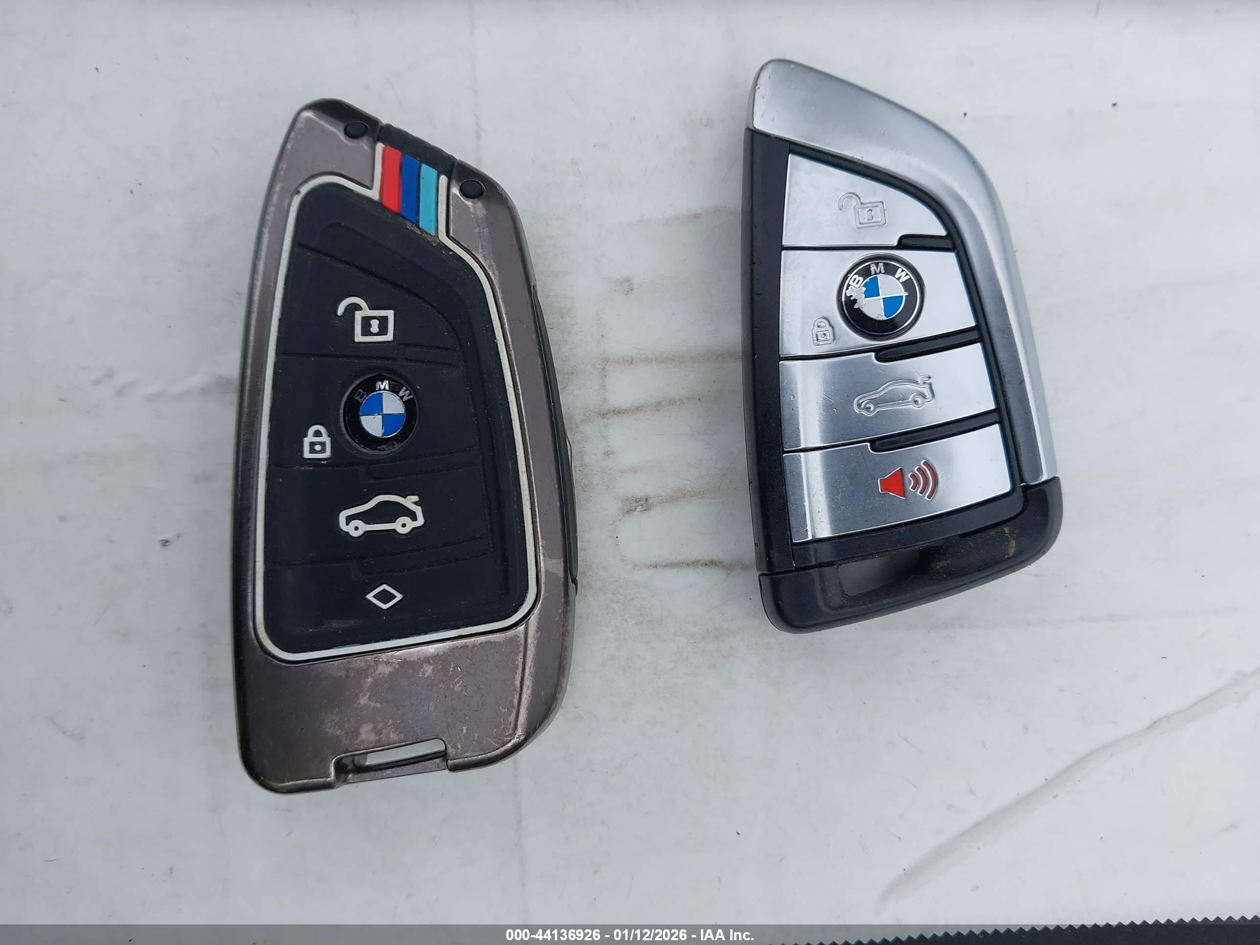 BMW M550I image 11