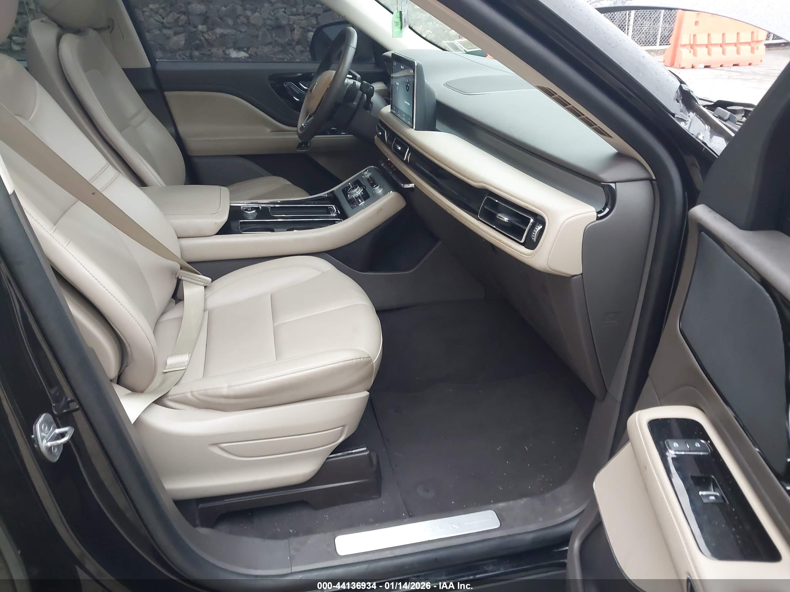 LINCOLN AVIATOR image 5