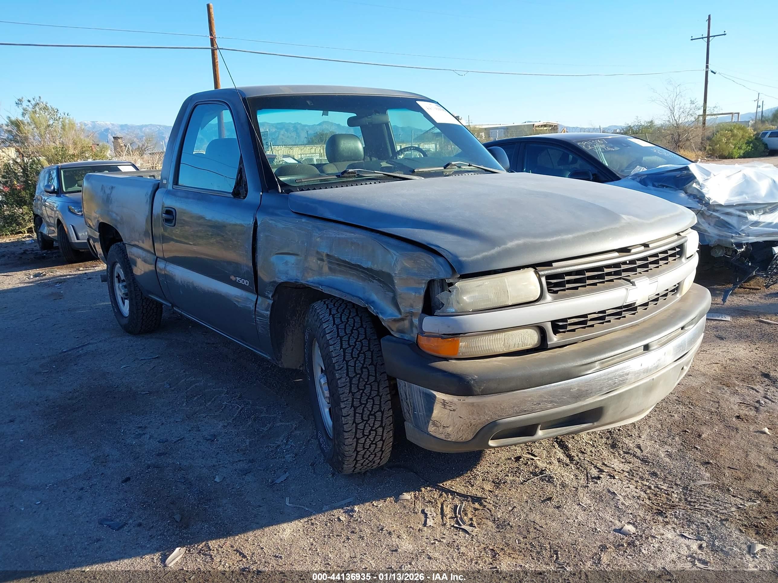 CHEVROLET SILVERADO image 6