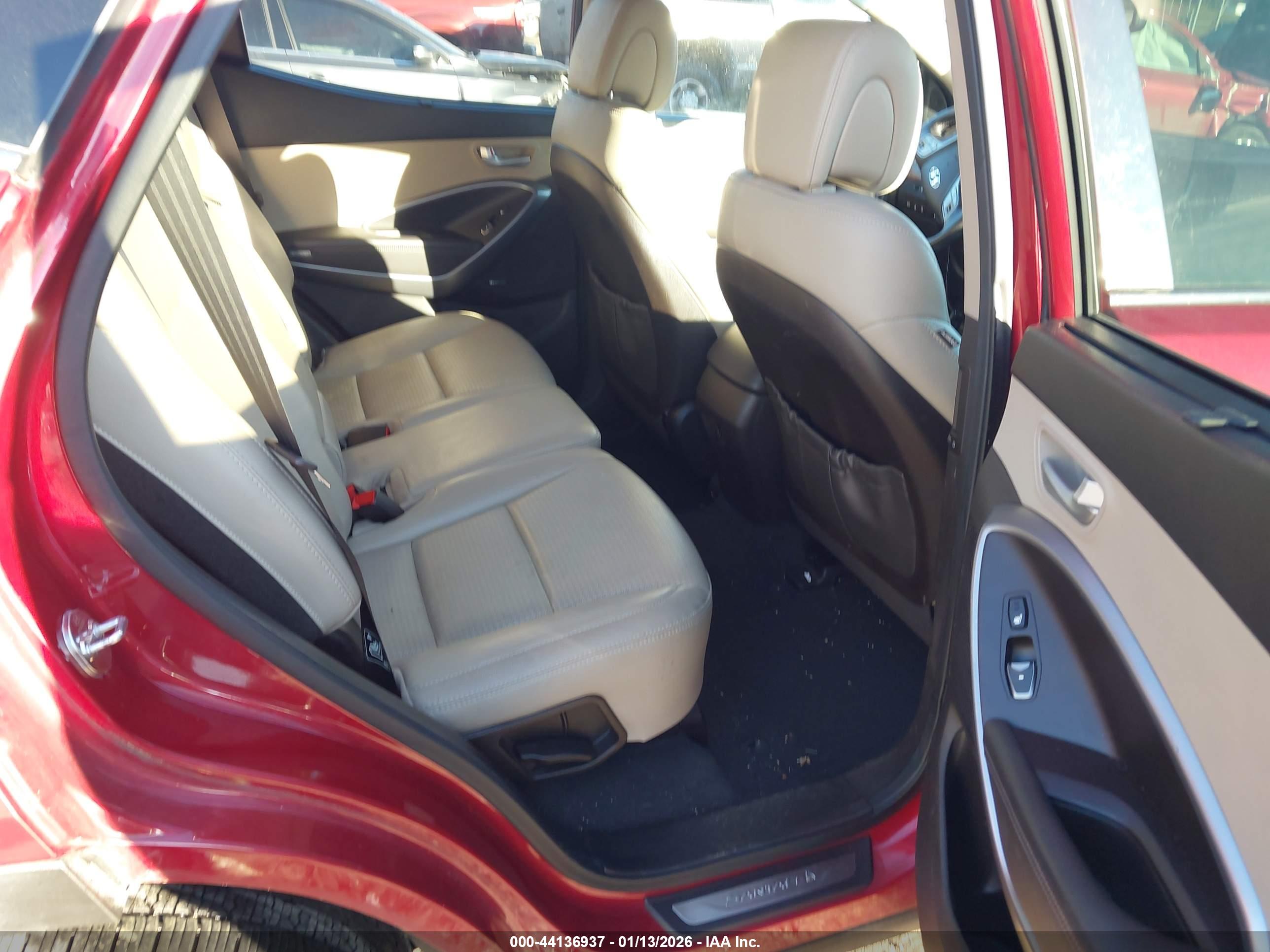 HYUNDAI SANTA image 8